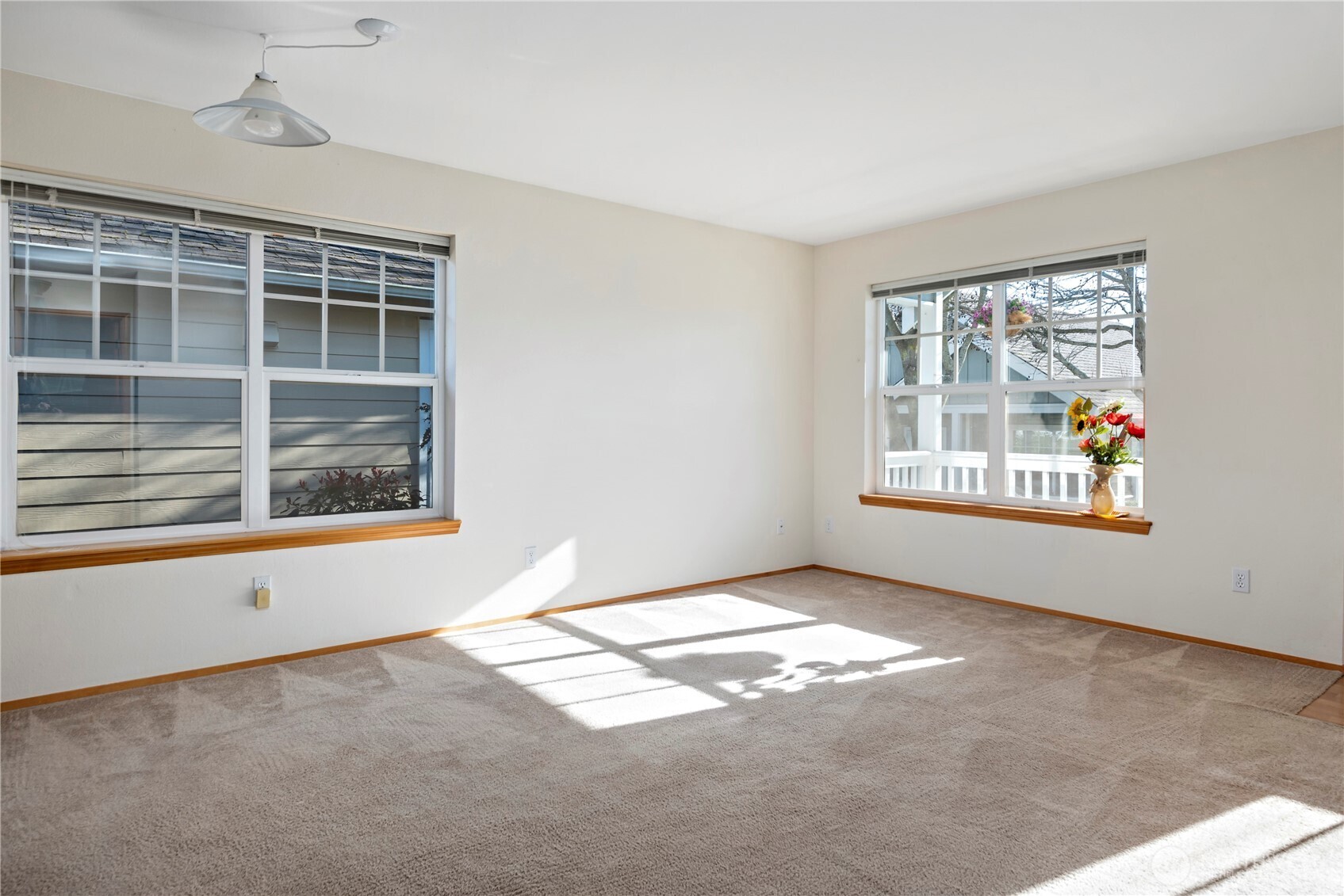 161 W Whidbey Avenue 21 Property Photo 11