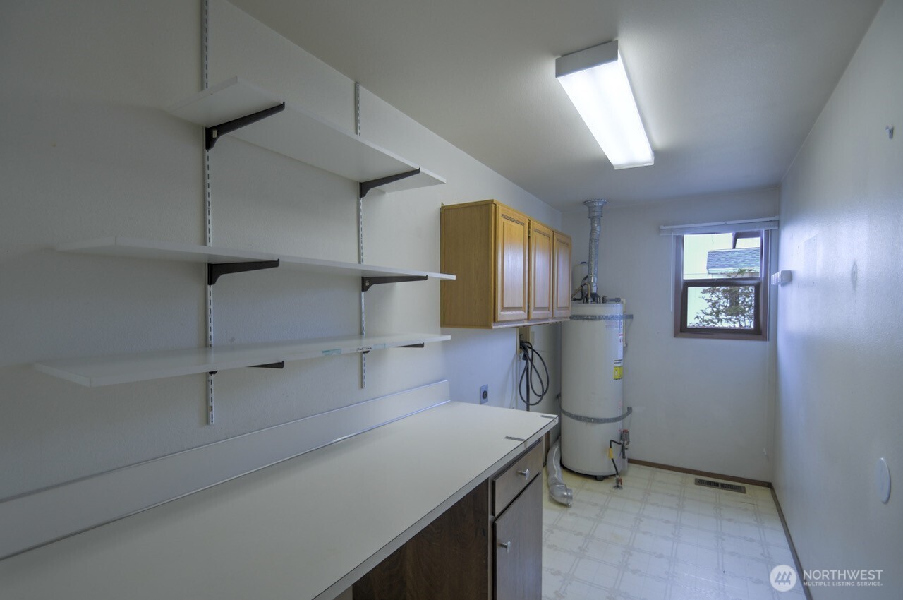 427 Sawmill Court Property Photo 29