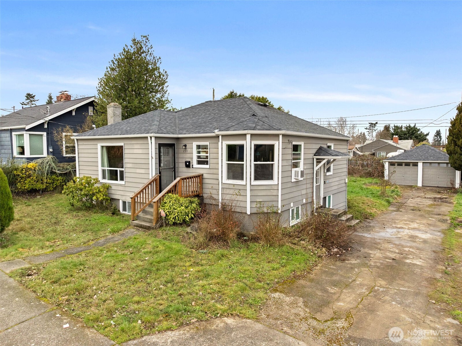 2311 S 15th Street Property Photo 3