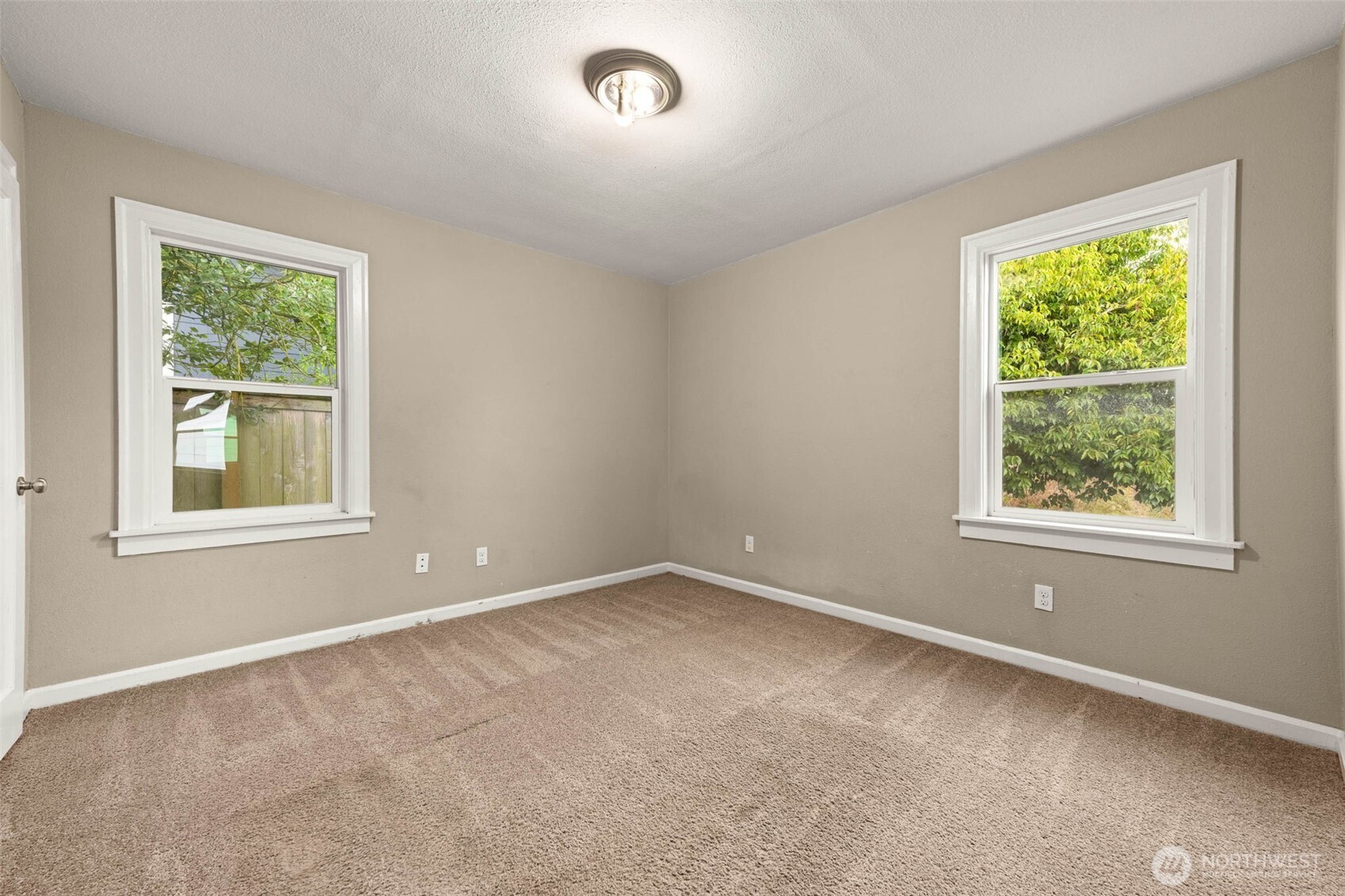 2311 S 15th Street Property Photo 16