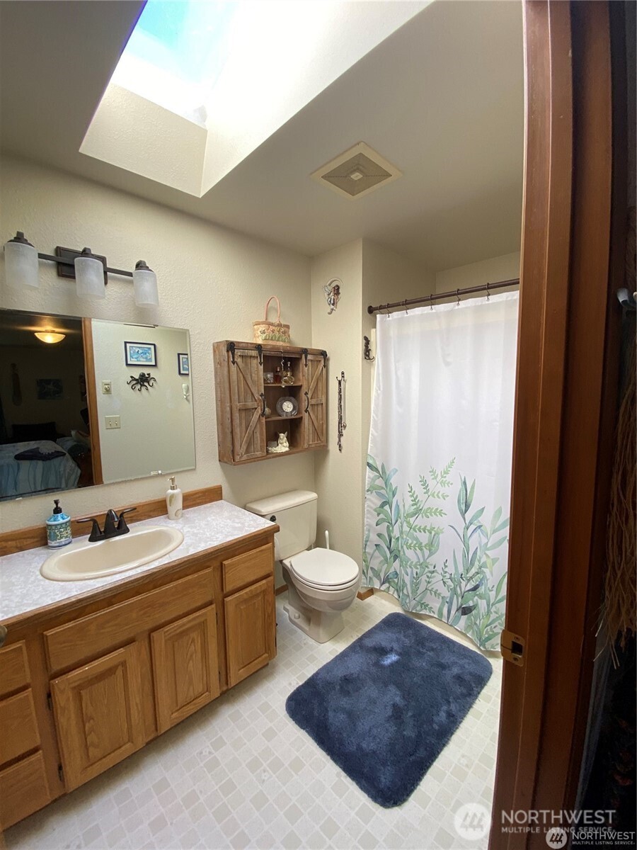 963 Hassalo Avenue Property Photo 13