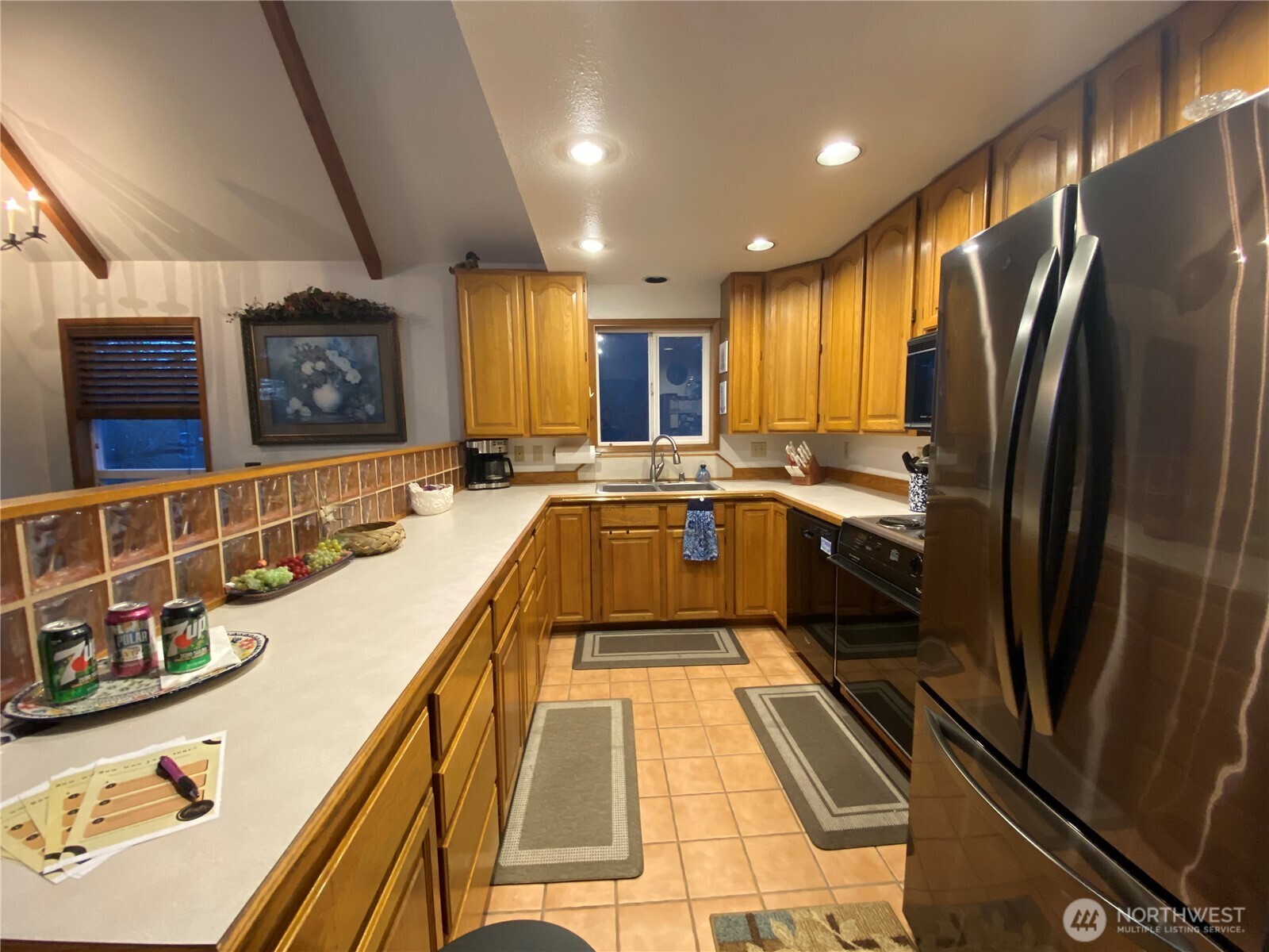963 Hassalo Avenue Property Photo 19