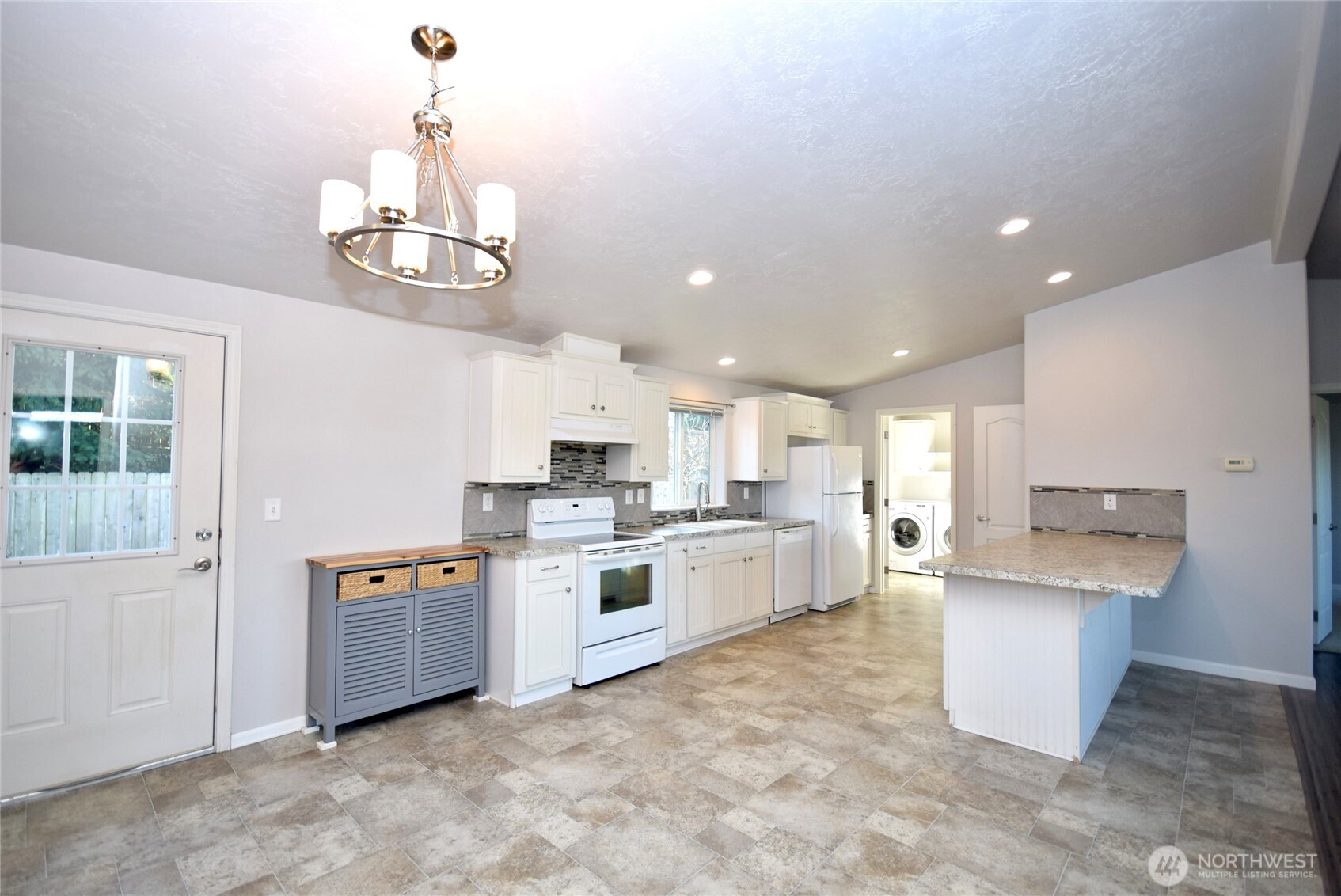 103 Secluded Way Property Photo 8