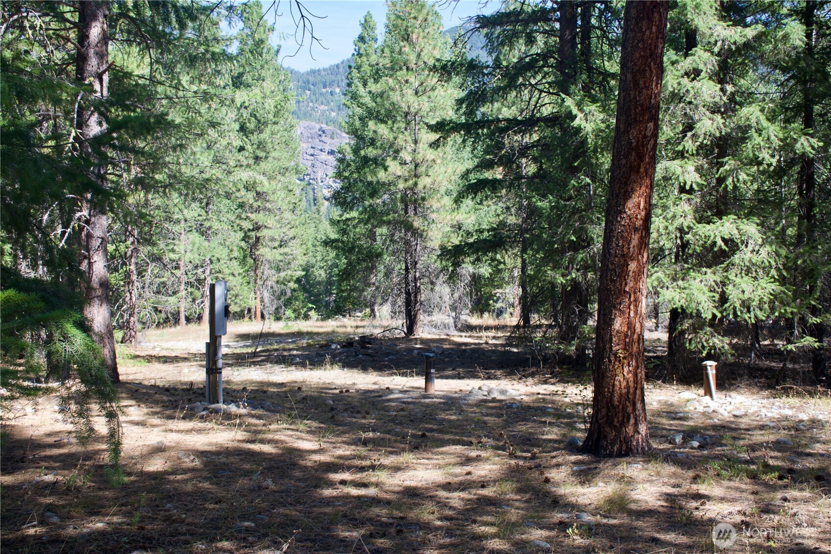 38 Mazama Pines Lane Property Photo 24