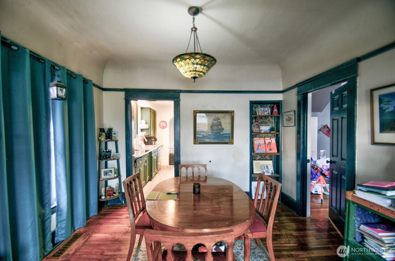 1017 S 48th Street Property Photo 5