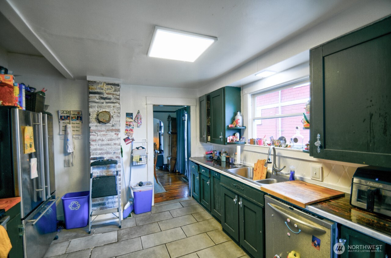 1017 S 48th Street Property Photo 8