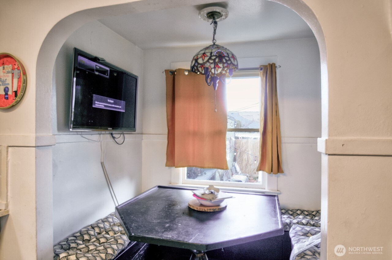 1017 S 48th Street Property Photo 10