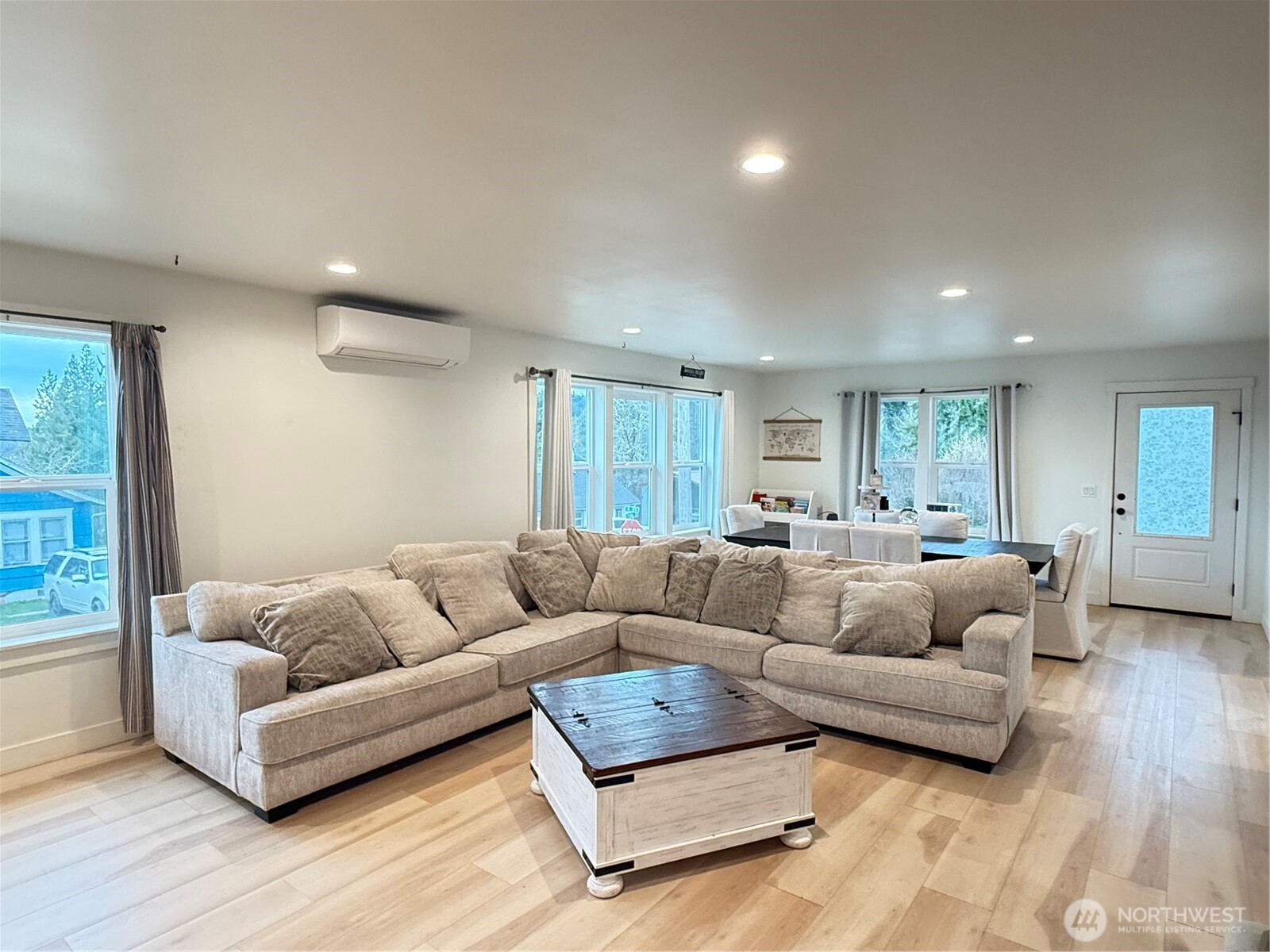 403 A Street Property Photo 4
