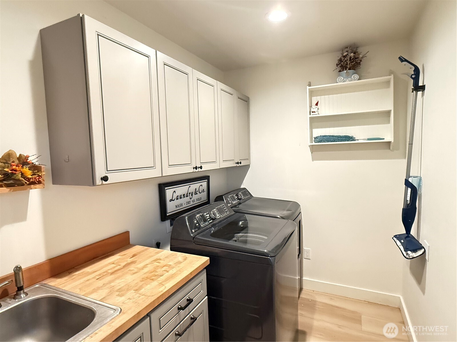 403 A Street Property Photo 17