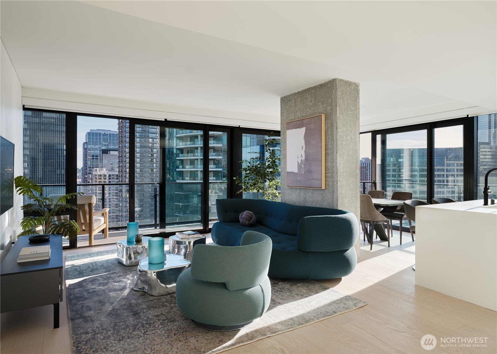300 Virginia Street 1706 Property Photo 6