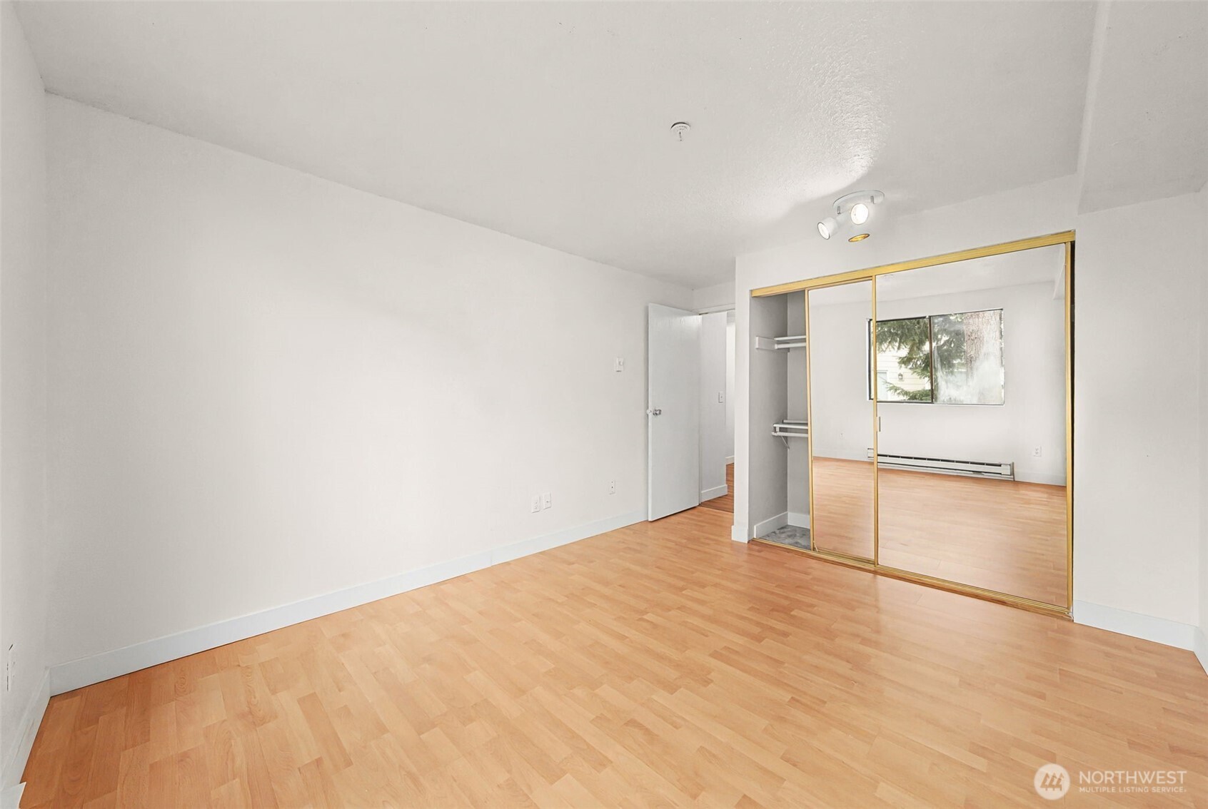 3322 I Street F202 Property Photo 14