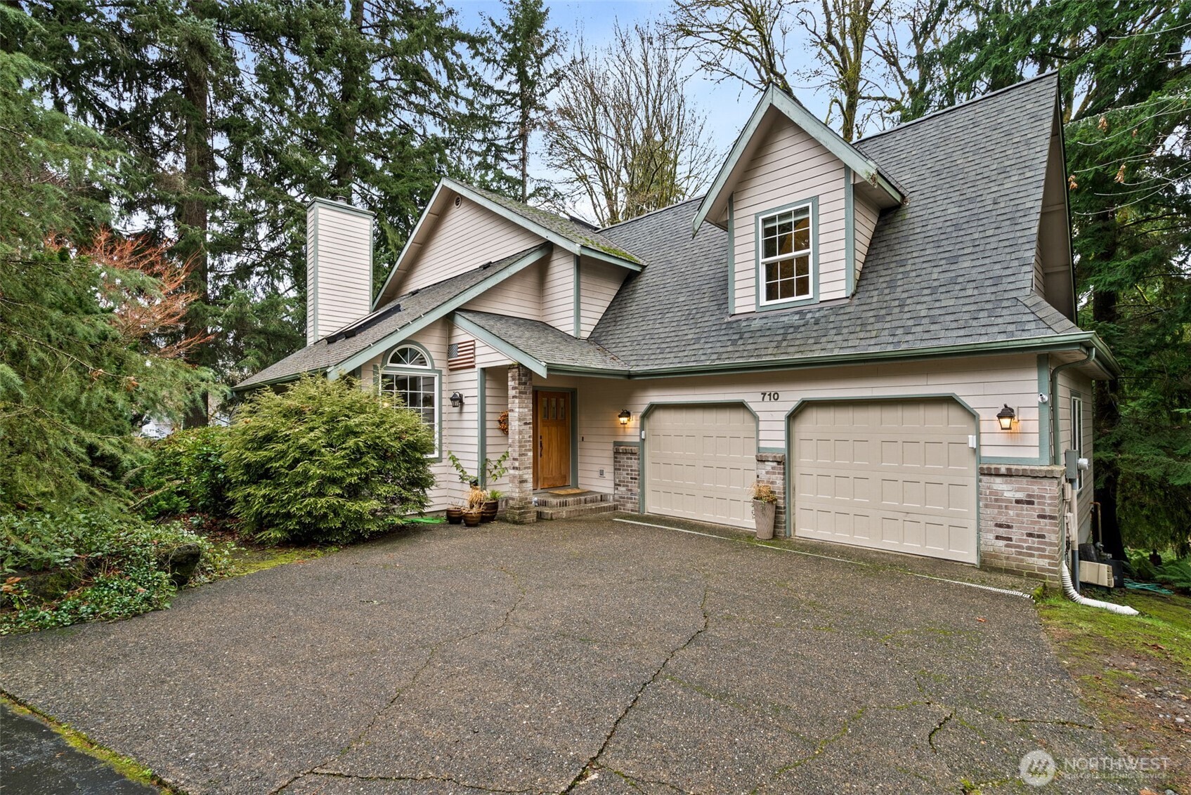 710 Z Street Se Property Photo 1