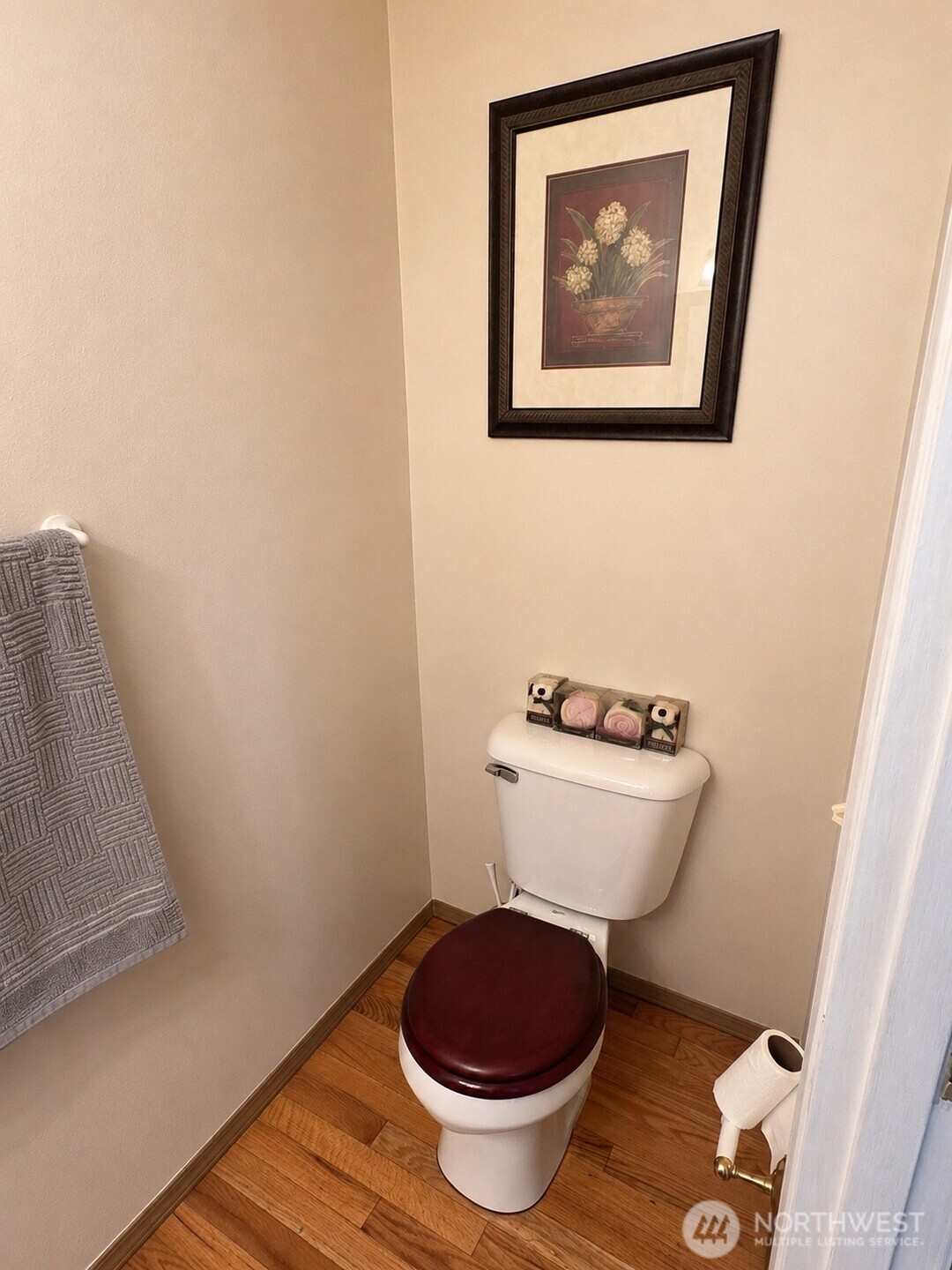 912 Gina Court Property Photo 16