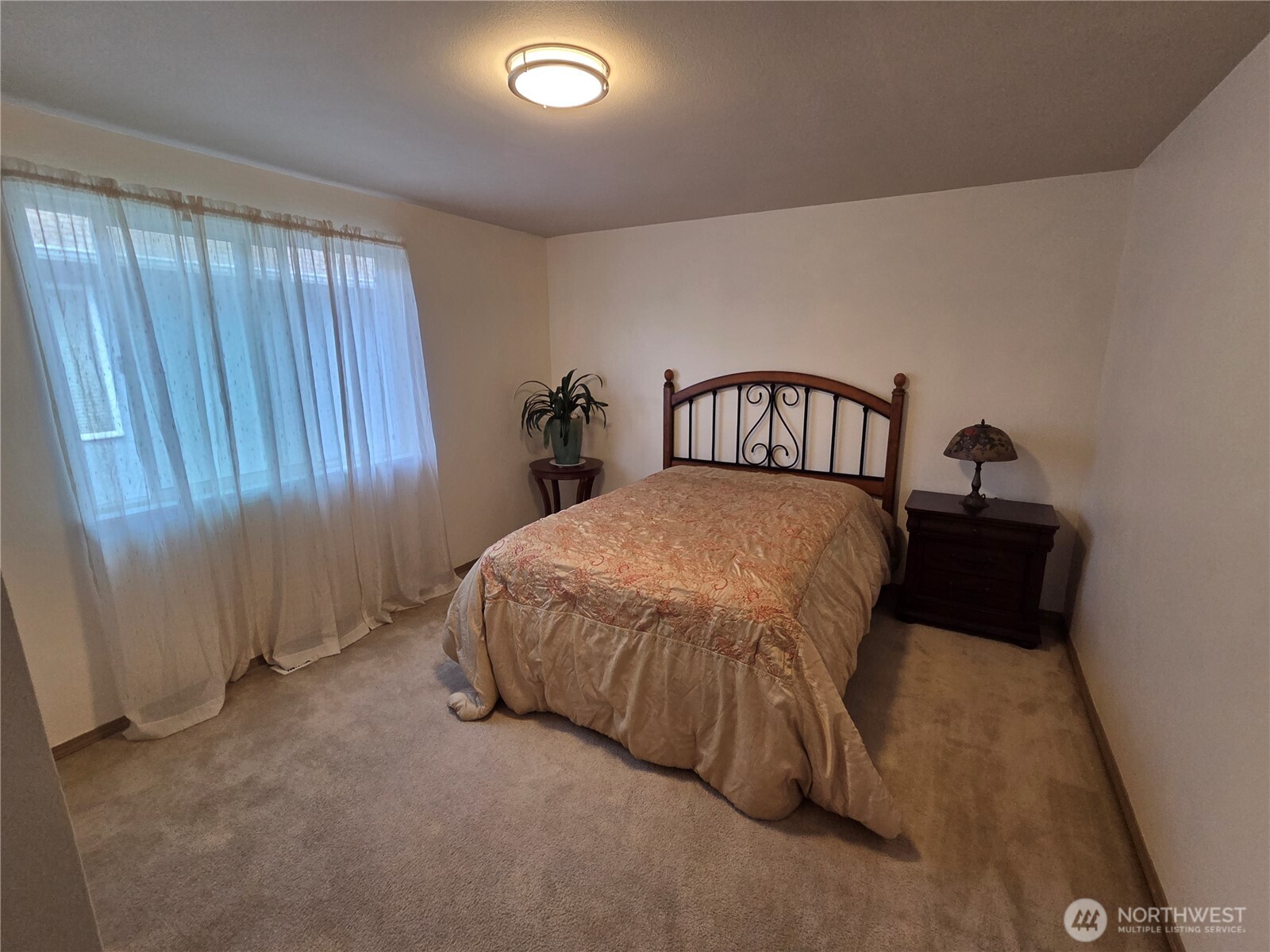 912 Gina Court Property Photo 26