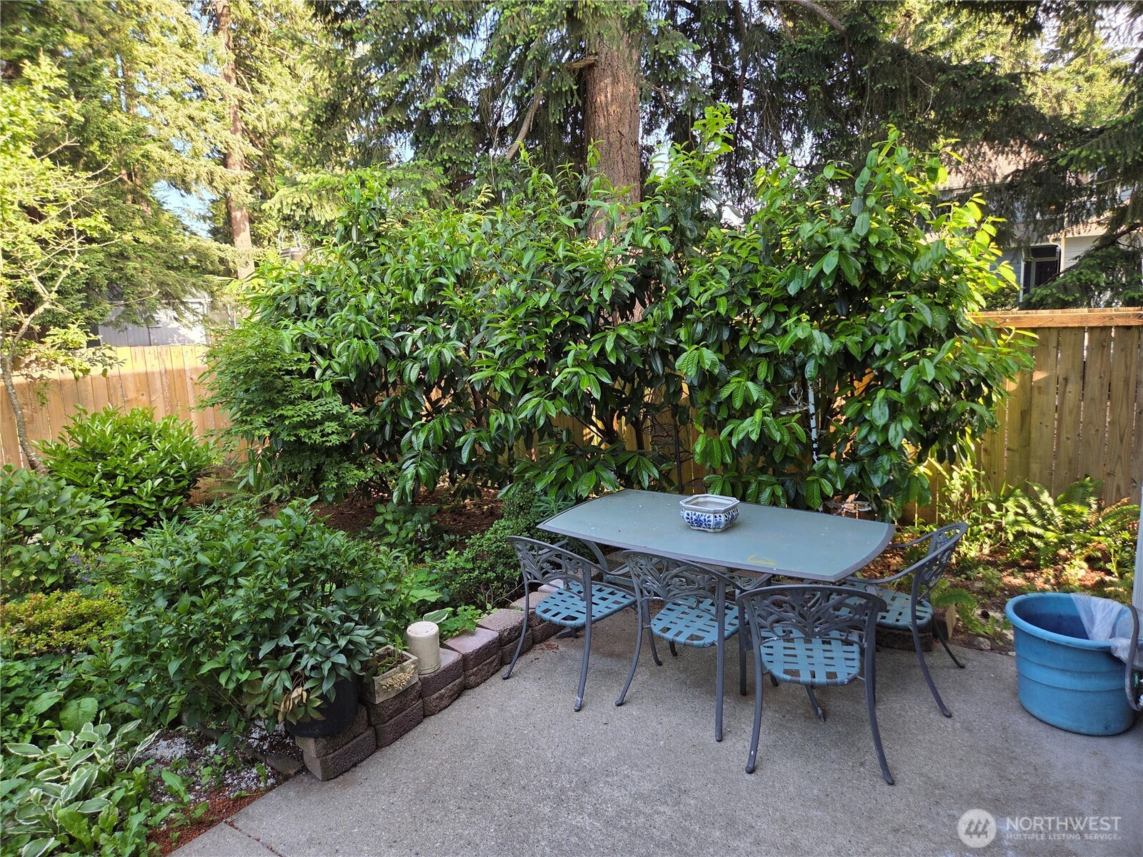912 Gina Court Property Photo 31
