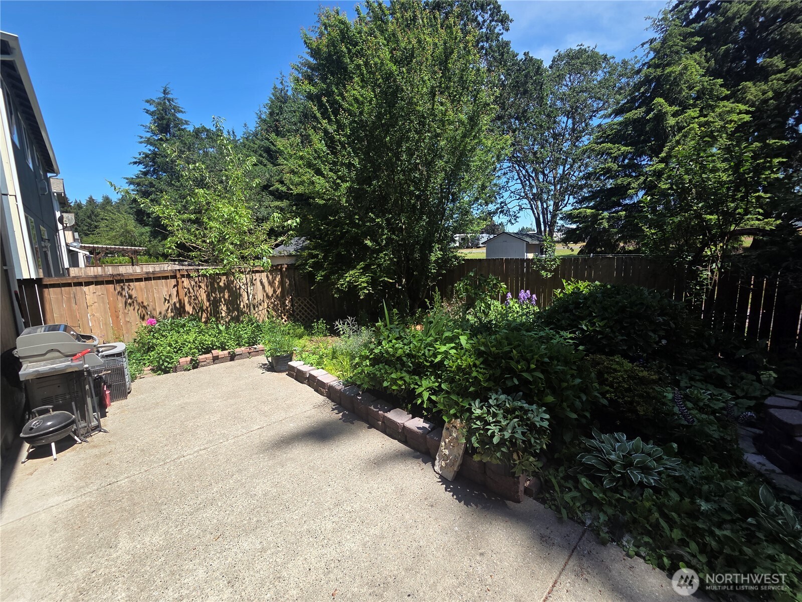 912 Gina Court Property Photo 32