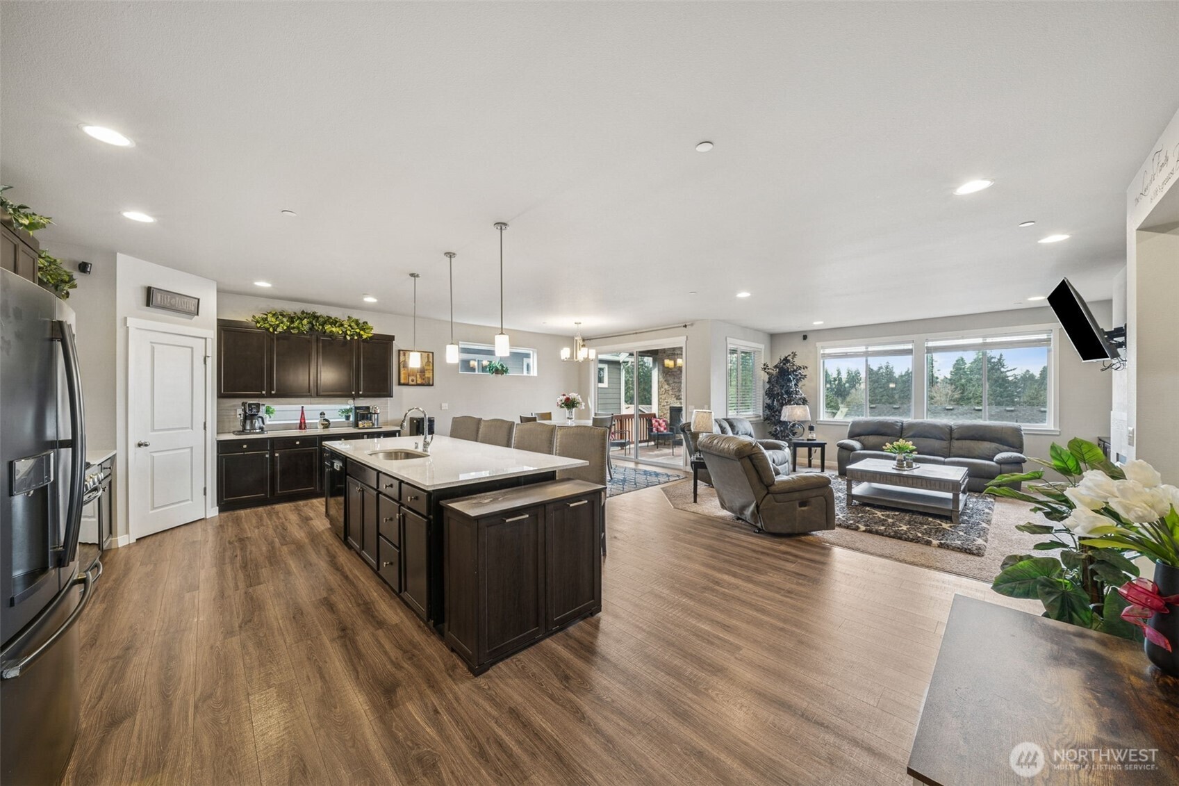 10707 130th Street Property Photo 6