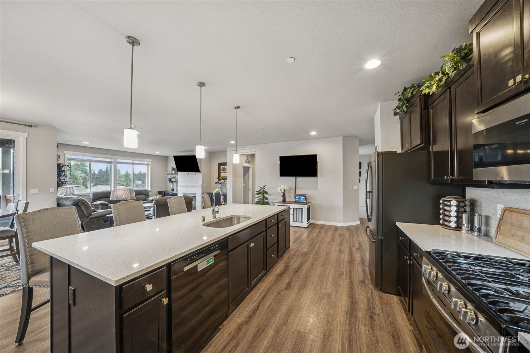10707 130th Street Property Photo 8