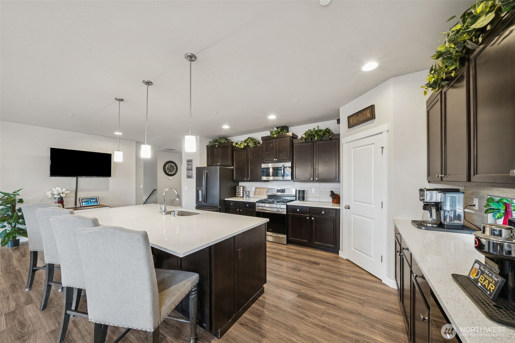 10707 130th Street Property Photo 9