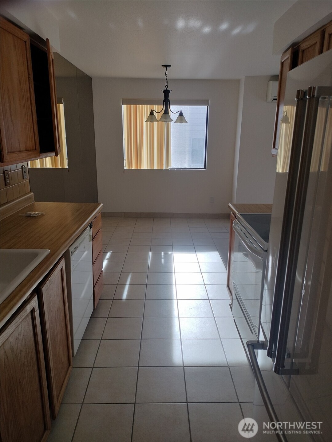 11755 Greenwood Avenue 203 Property Photo 5