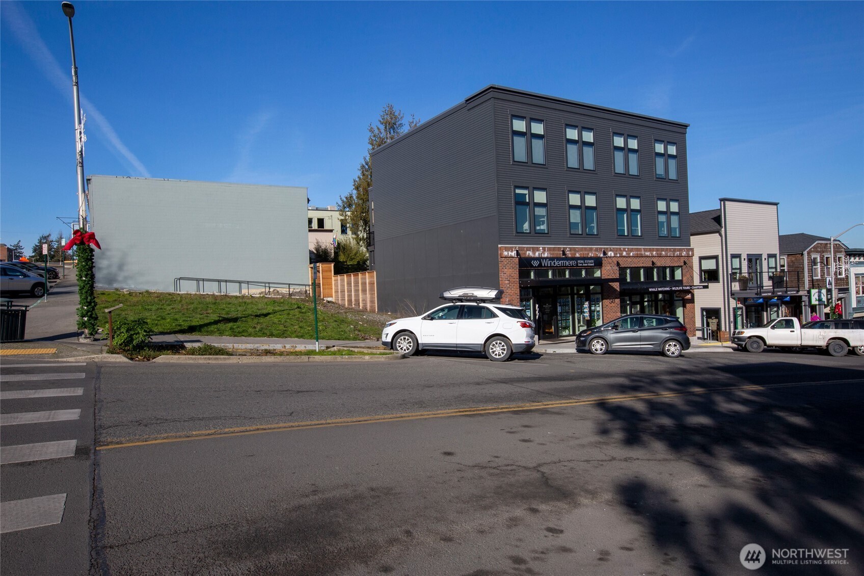 80 First Street Property Photo 5