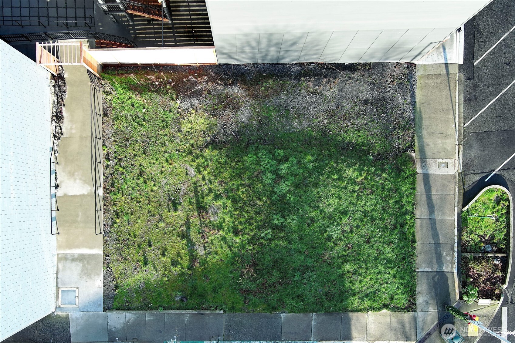 80 First Street Property Photo 12