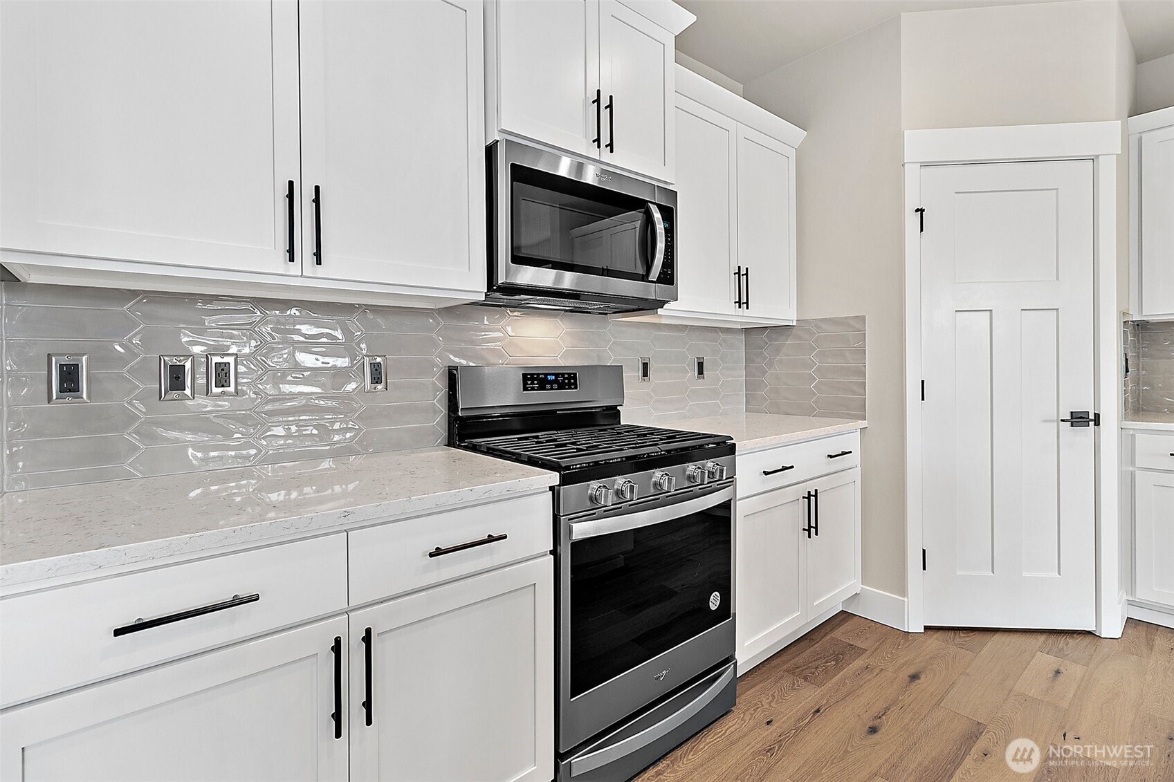 20902 99th Place Property Photo 12