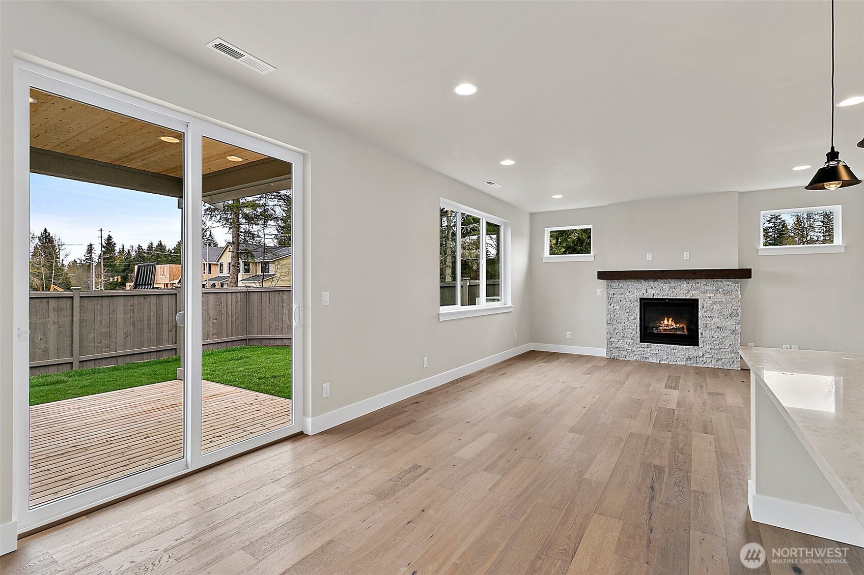20902 99th Place Property Photo 16