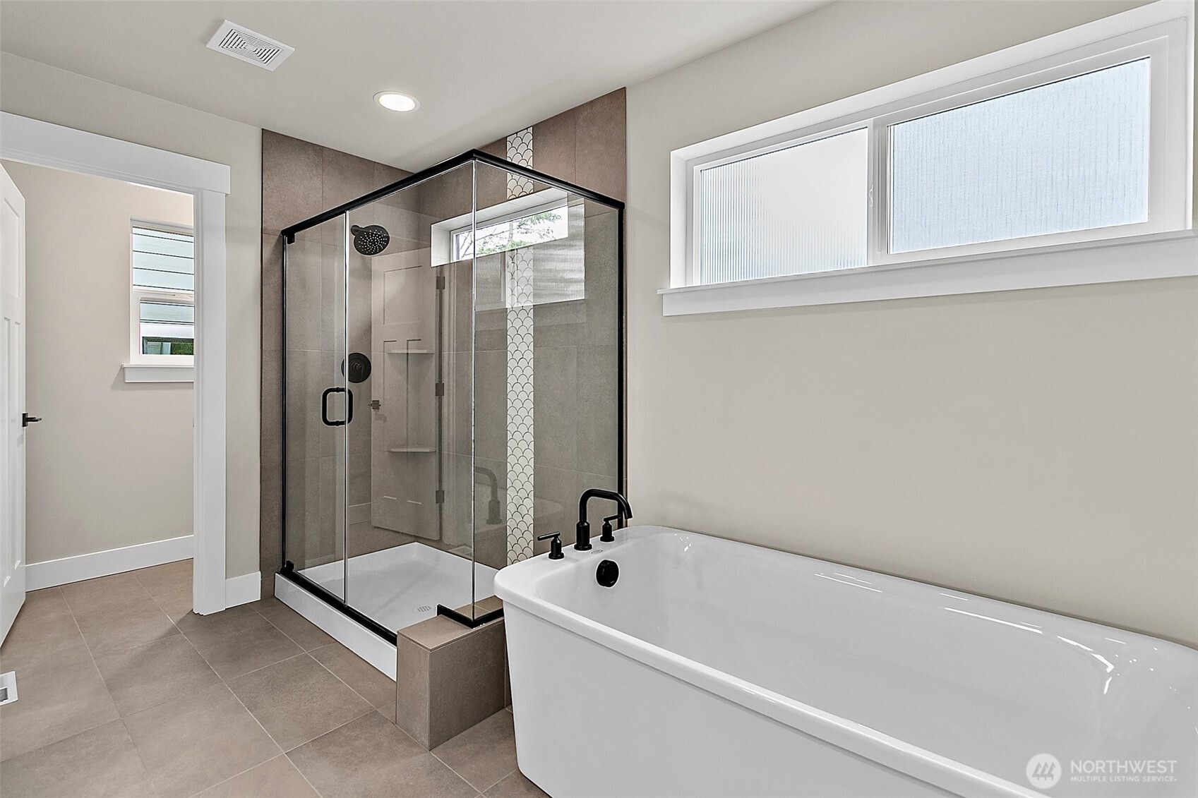 20902 99th Place Property Photo 32