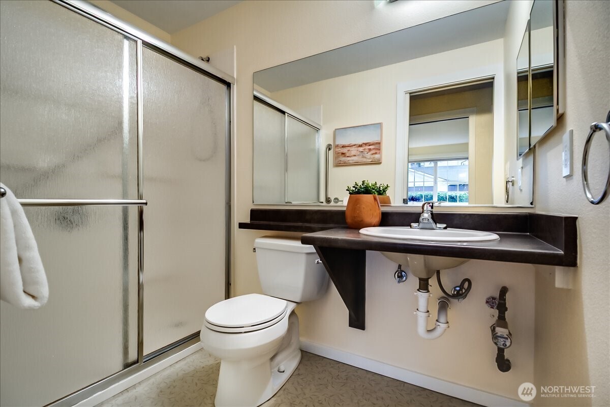 12404 E Gibson Road D101 Property Photo 16