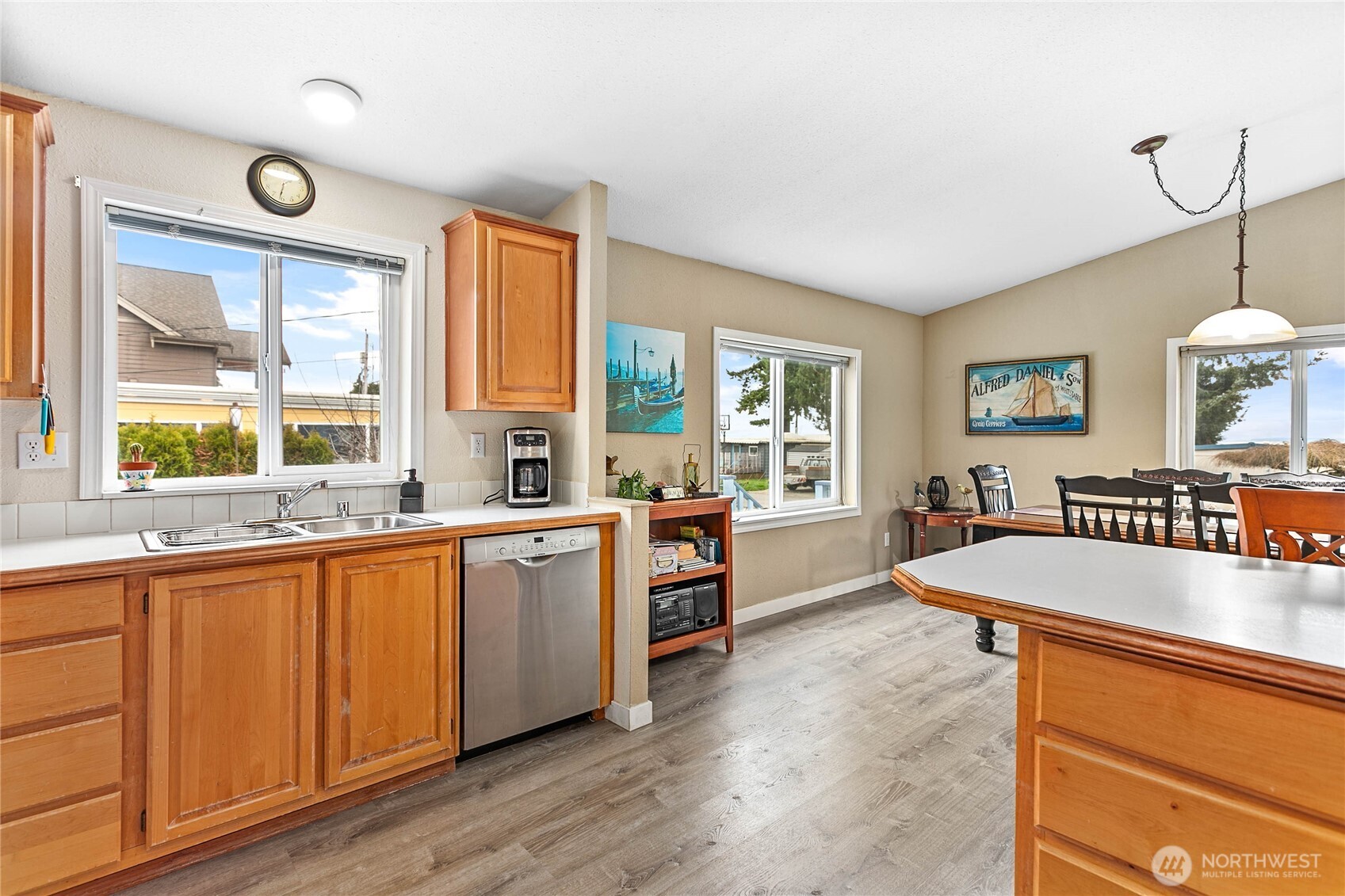 7460 Sunset Drive Property Photo 19