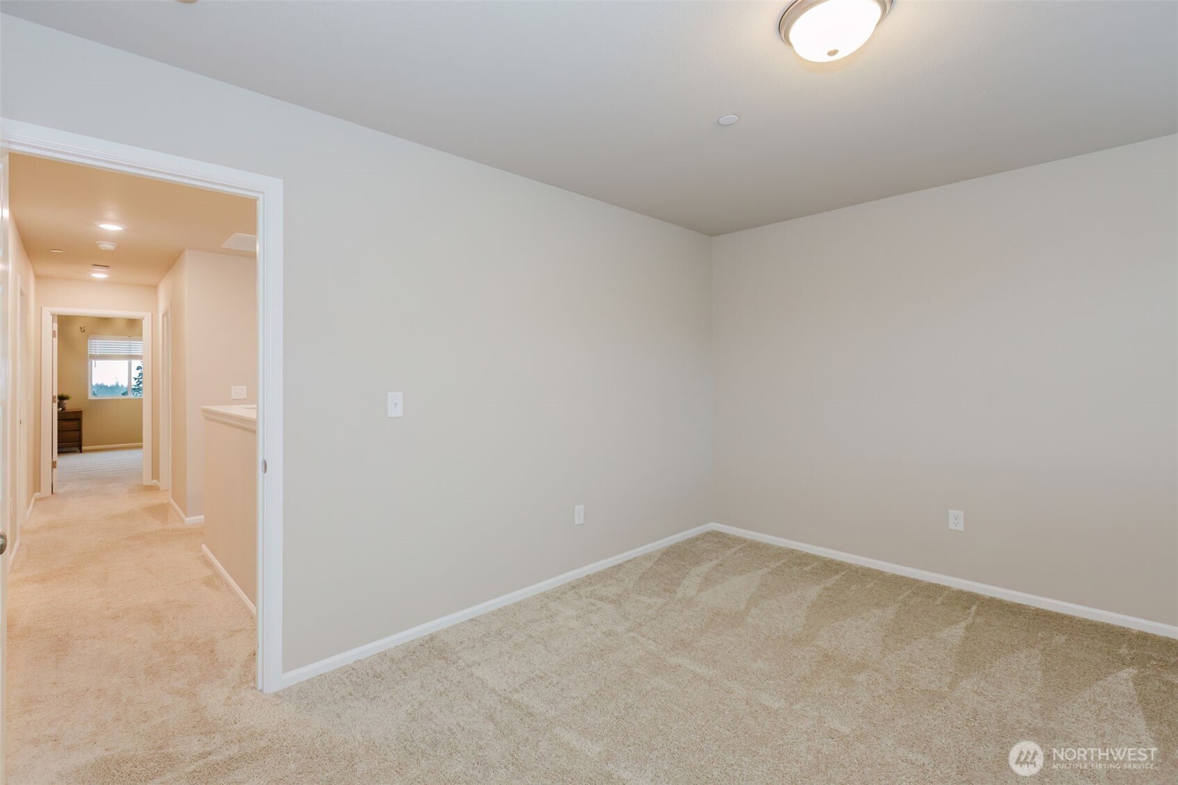 916 Baker Heights Loop Property Photo 37