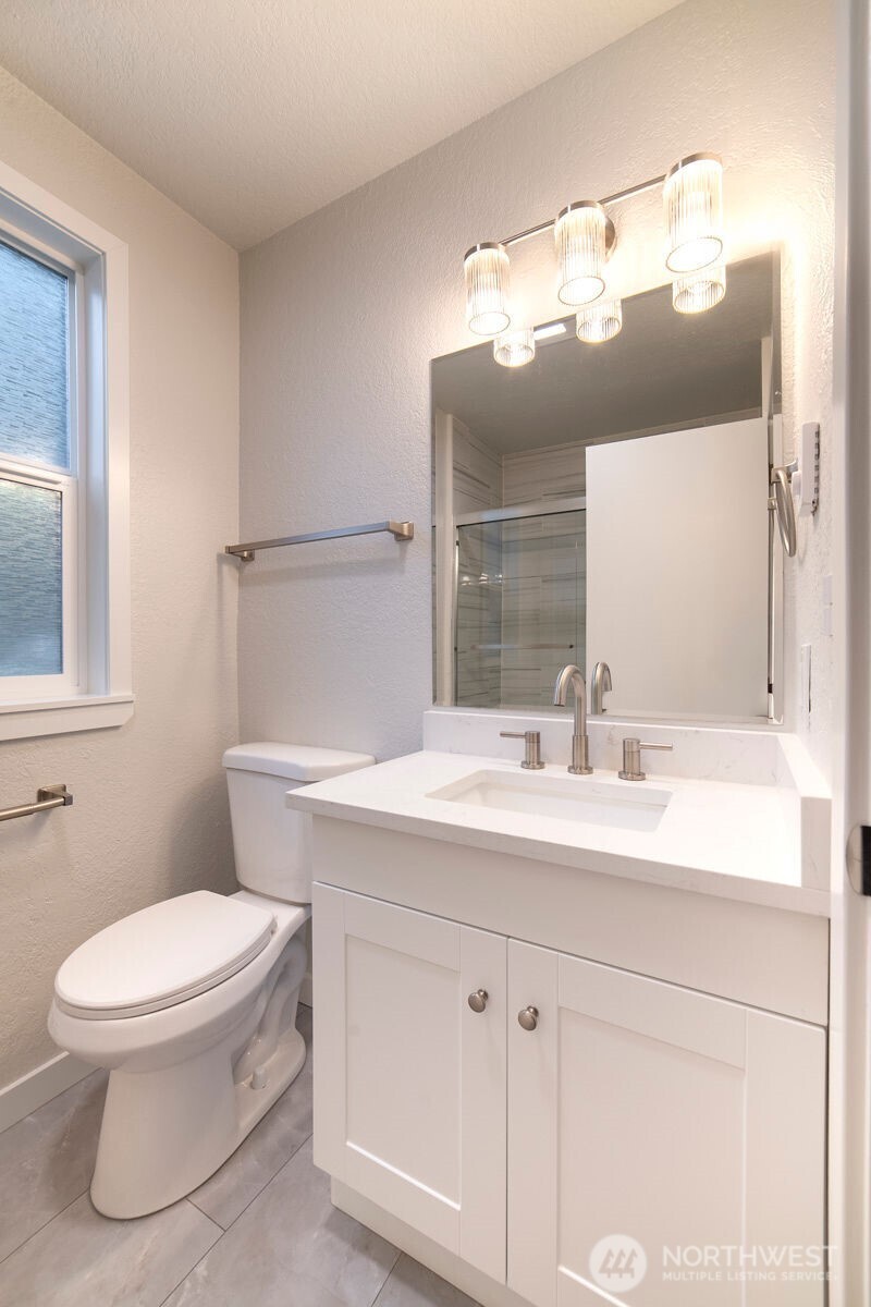 2550 Mackenzie Road Property Photo 23