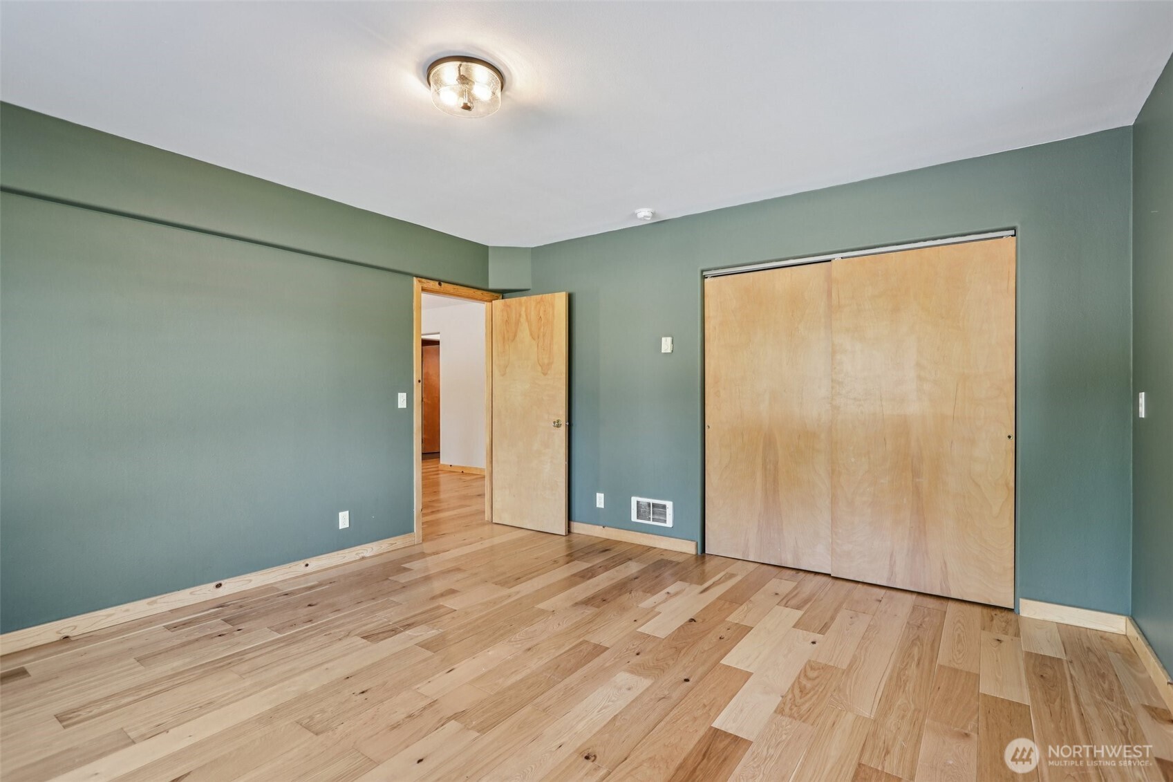 18527 Hazel Street Property Photo 21