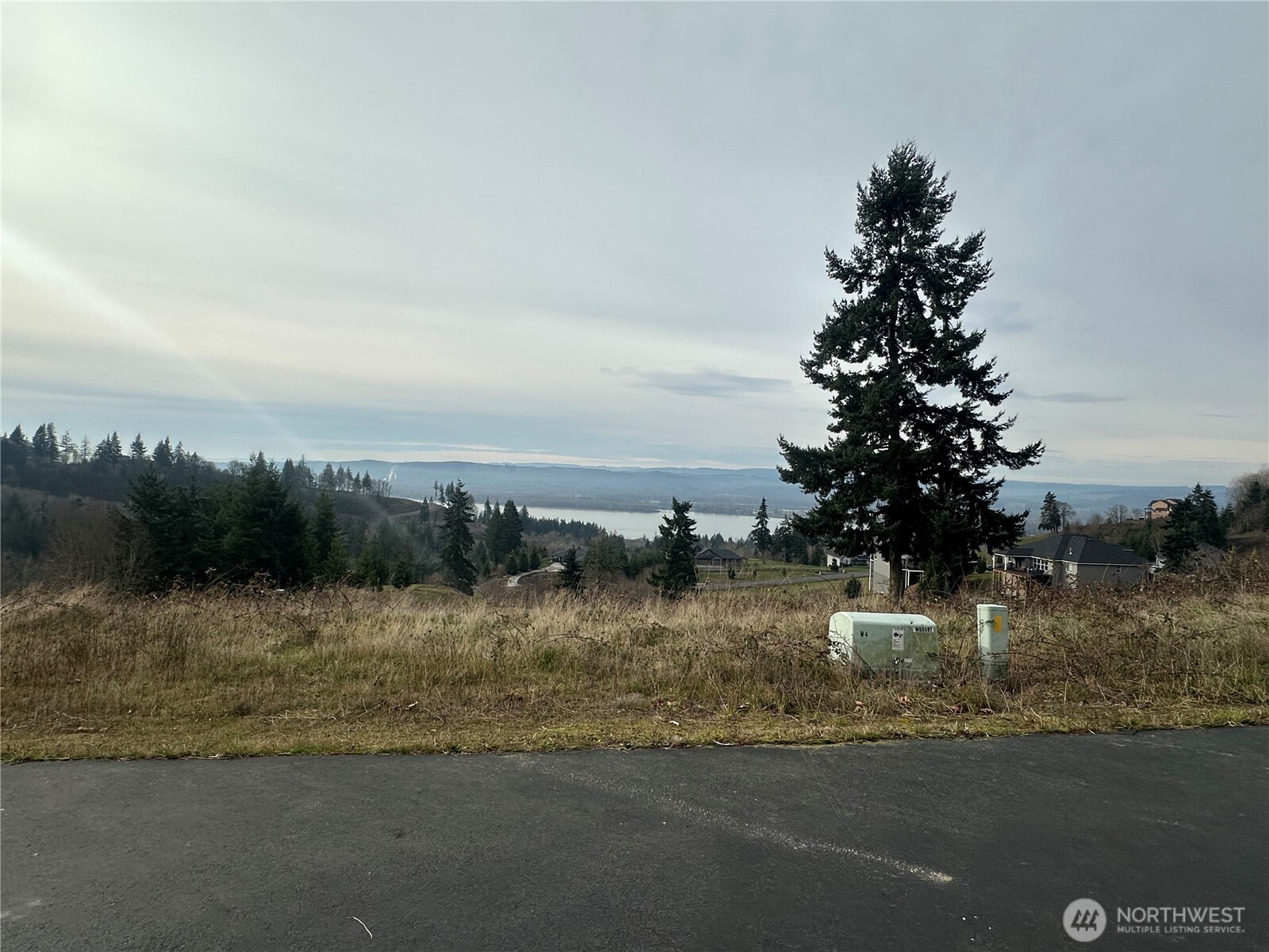 202 Windy River Road Property Photo 9