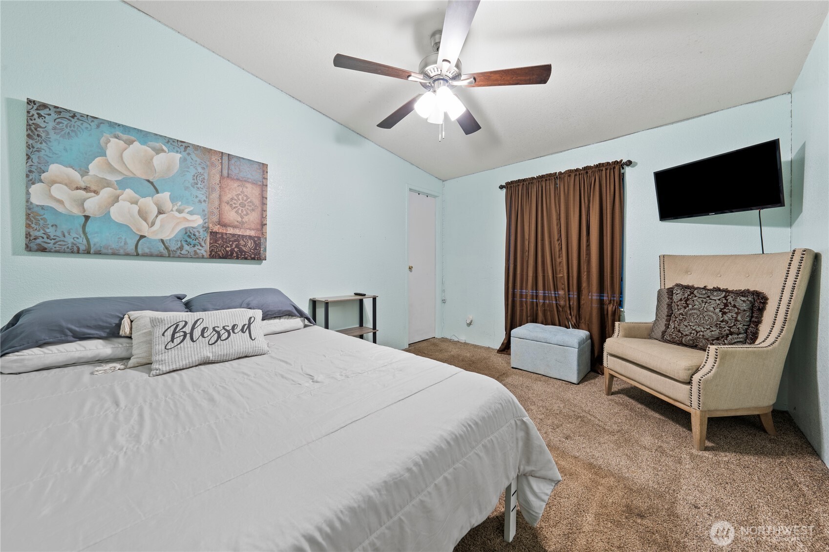 2211 W Sielaff Lane Property Photo 18