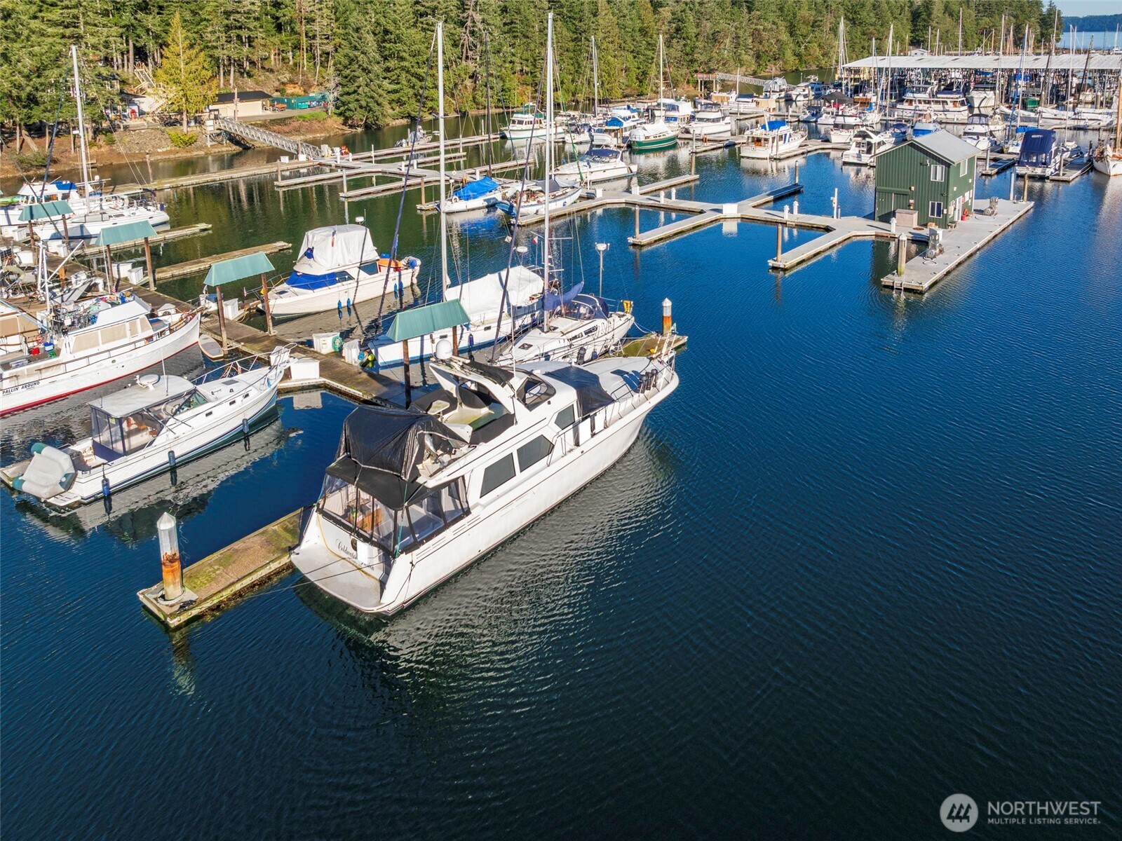 308913 Us-101 C40 Property Photo 11