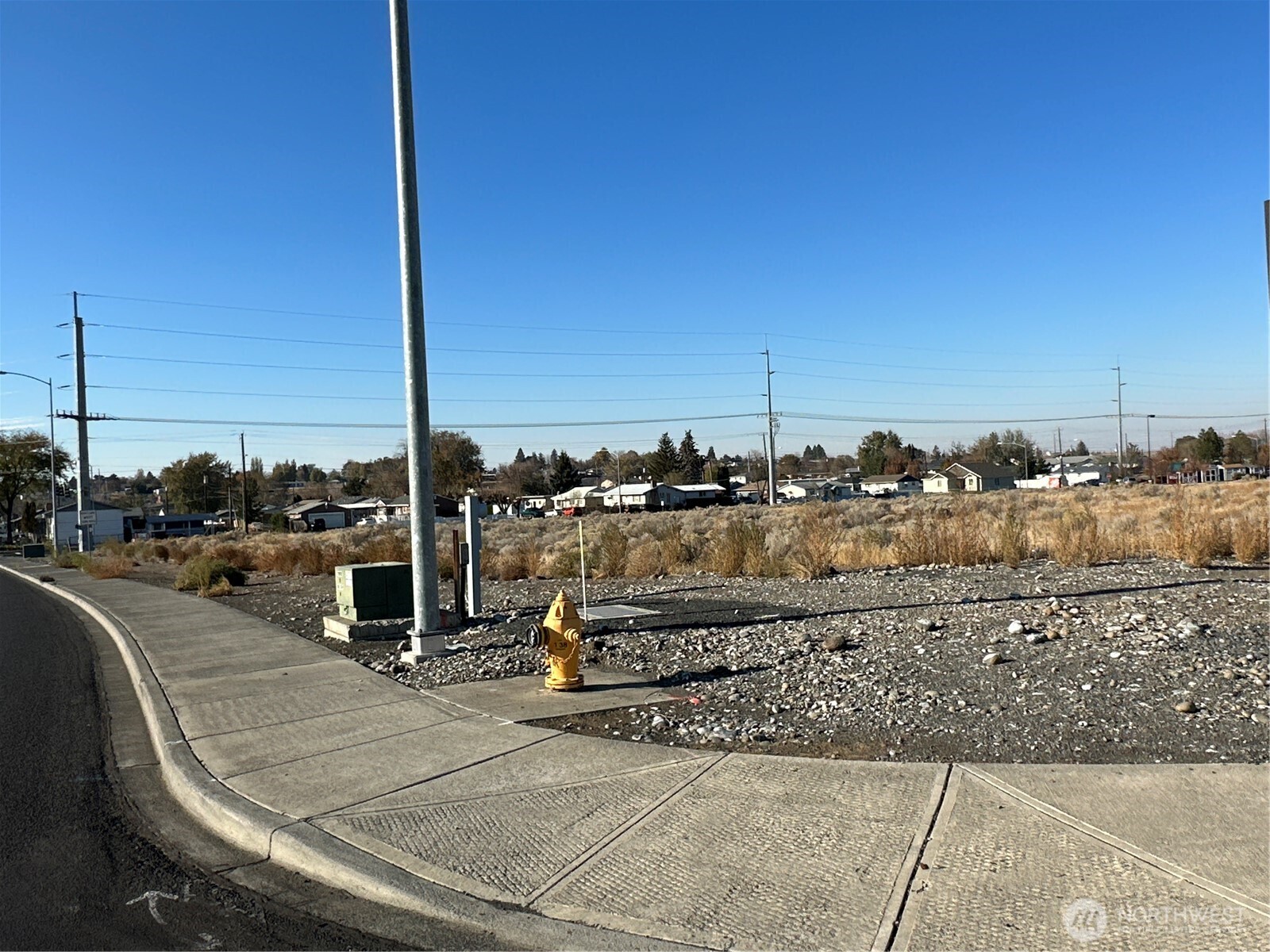 96 X W Central Drive Property Photo 7