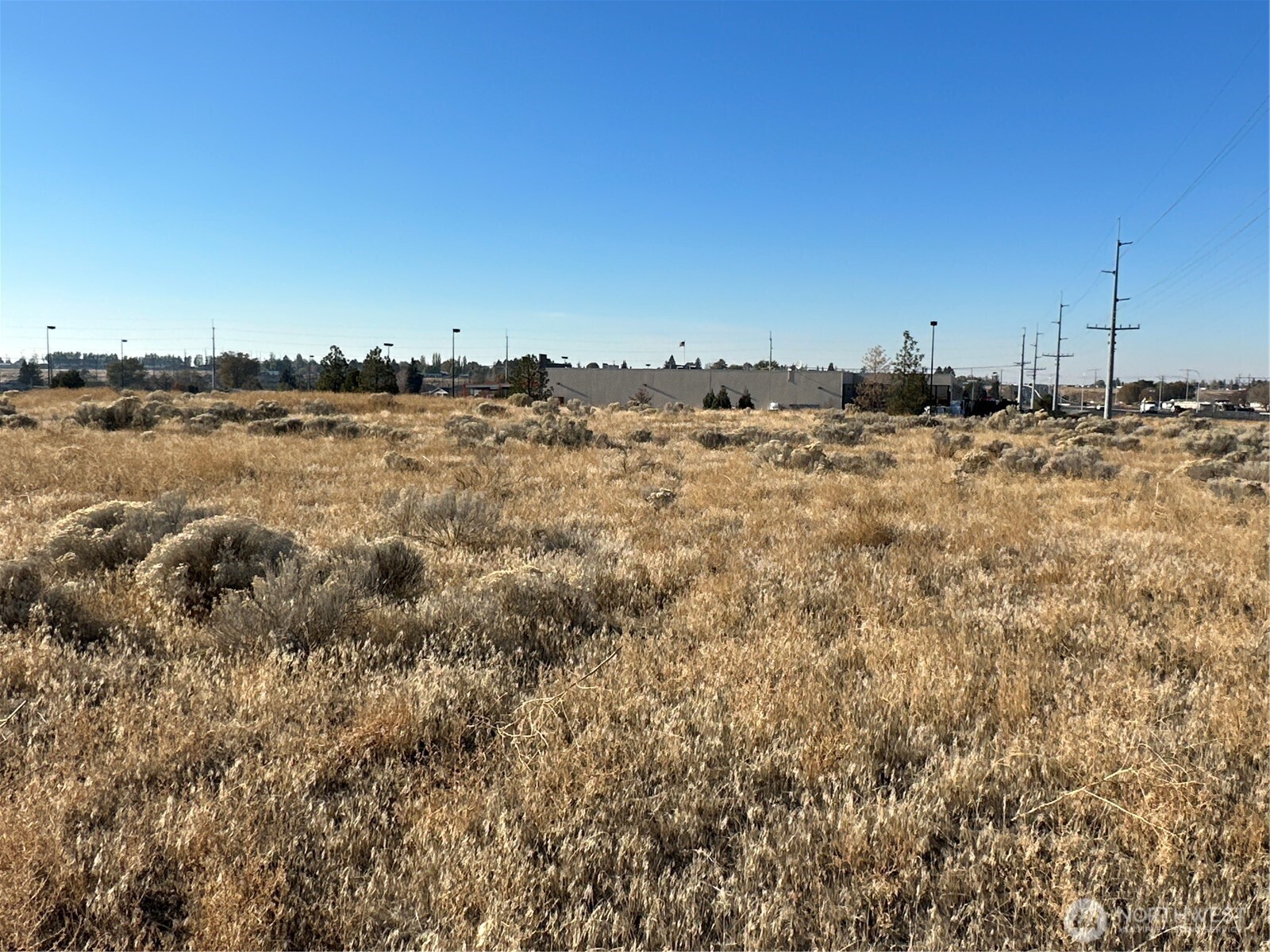 94 X W Central Drive Property Photo 9