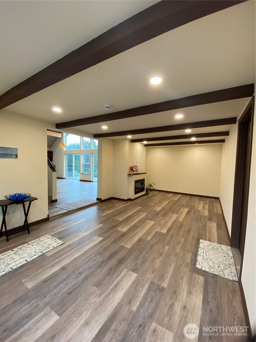 313 Sand Dune Avenue Property Photo 2