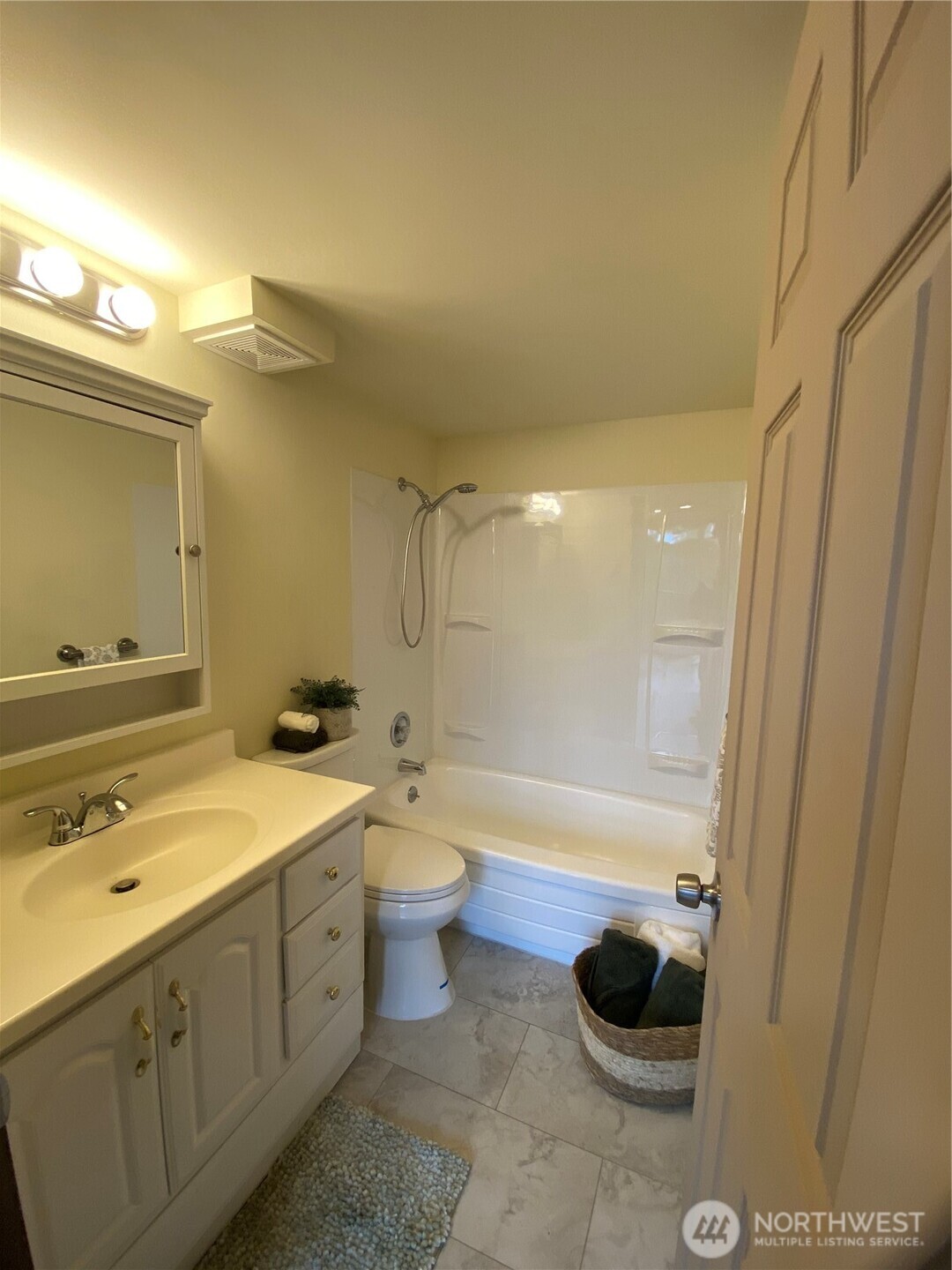 313 Sand Dune Avenue Property Photo 9