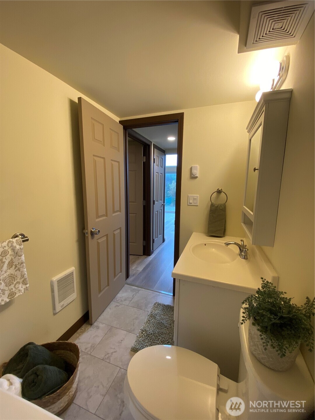 313 Sand Dune Avenue Property Photo 10