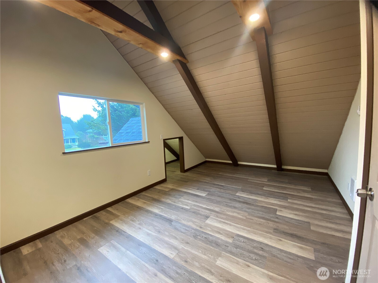 313 Sand Dune Avenue Property Photo 16