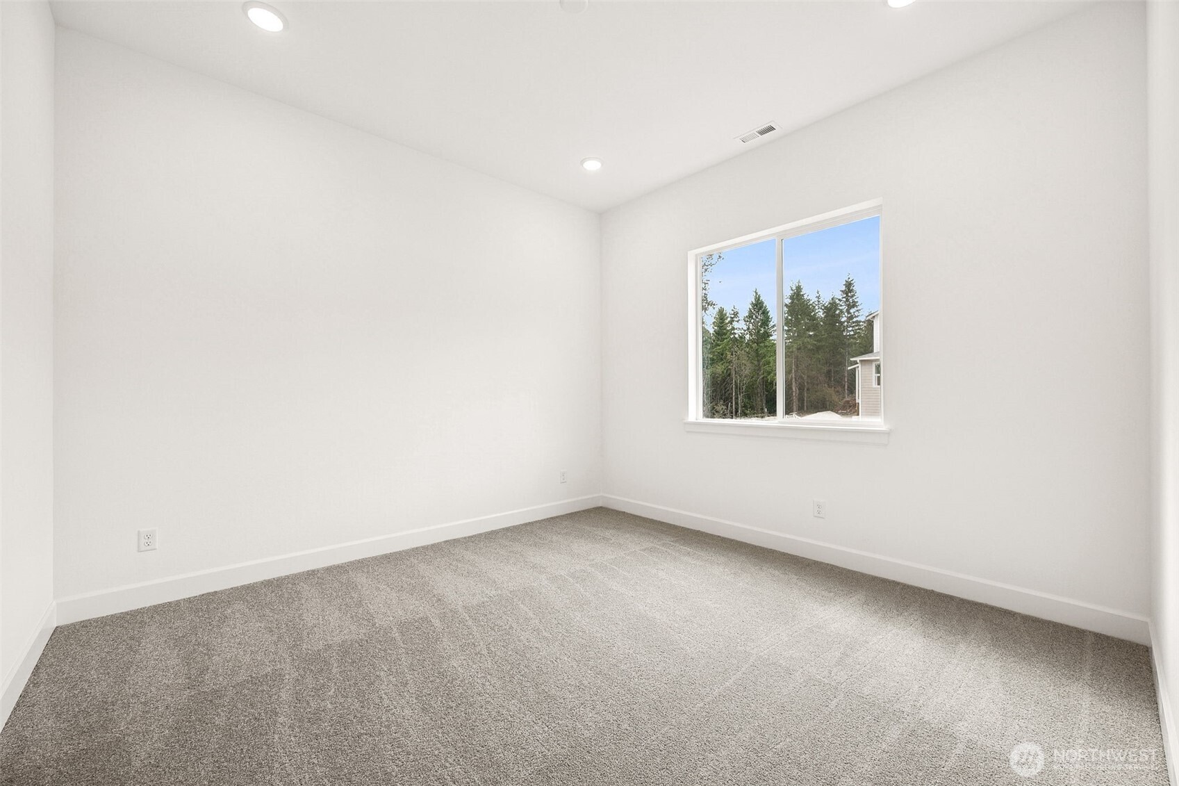 13722 100th Street 209 Property Photo 15