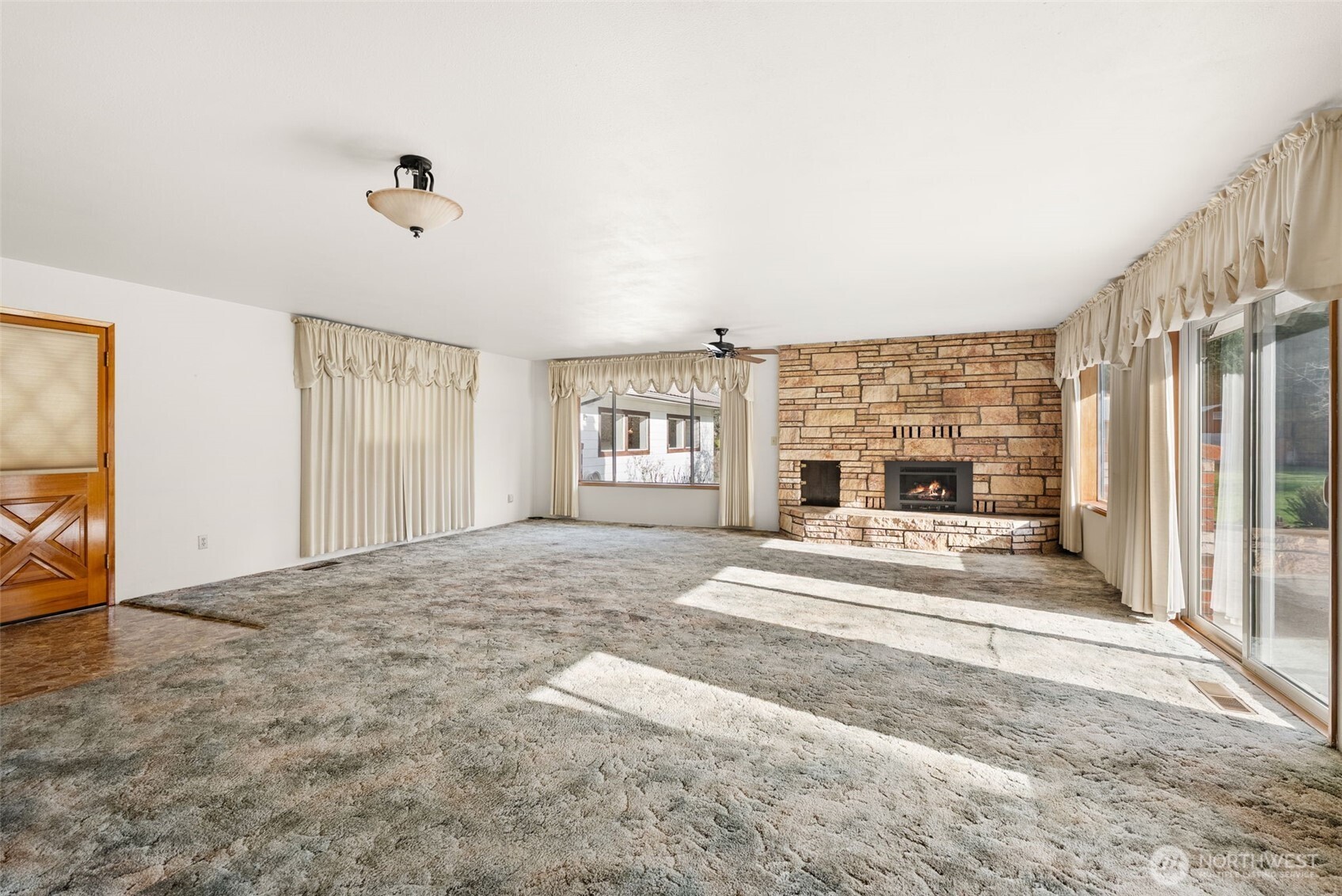 1480 Rush Road Property Photo 7