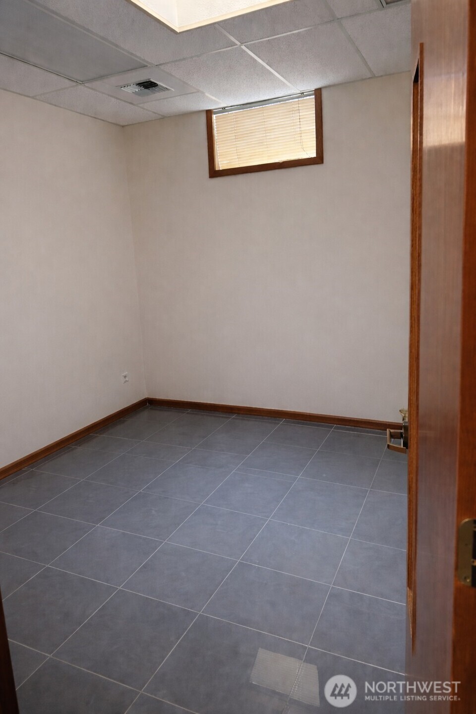 5683 2nd Avenue Property Photo 10