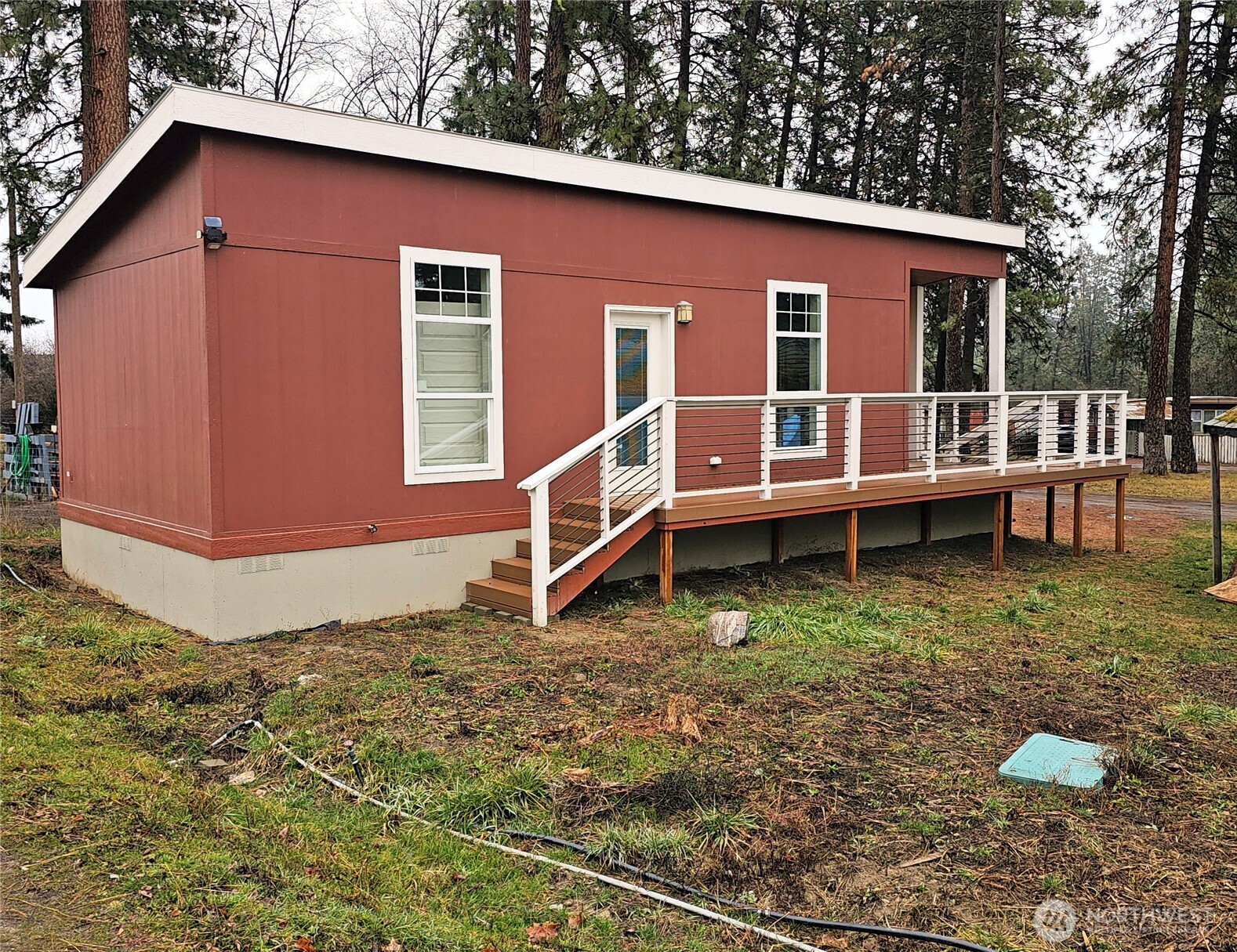 5 Columbia Drive 2 Property Photo 1
