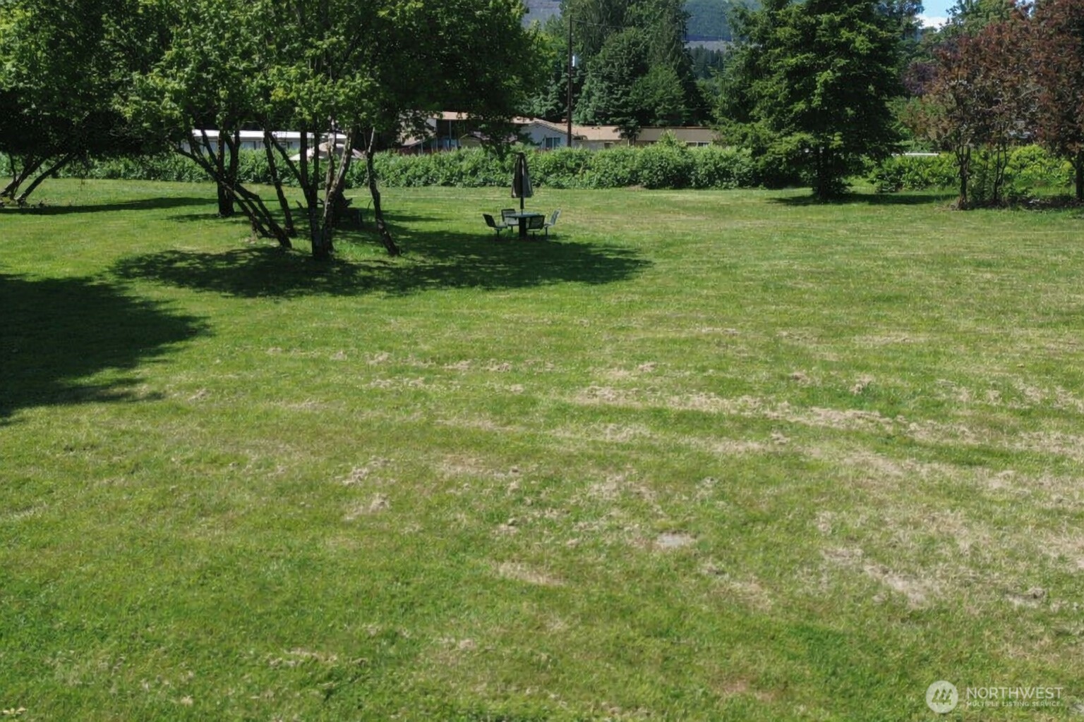 306558 Highway 101 Property Photo 4