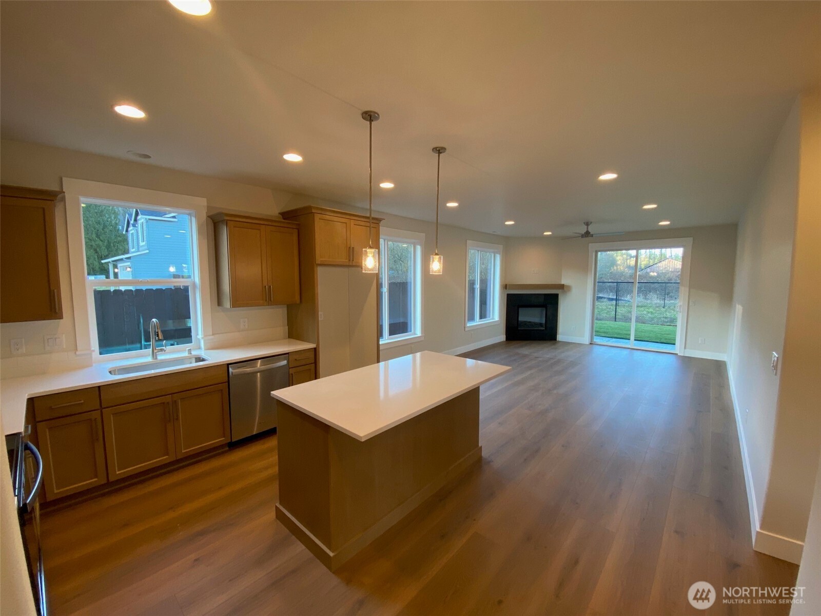 520 Rainbow Way Property Photo 12