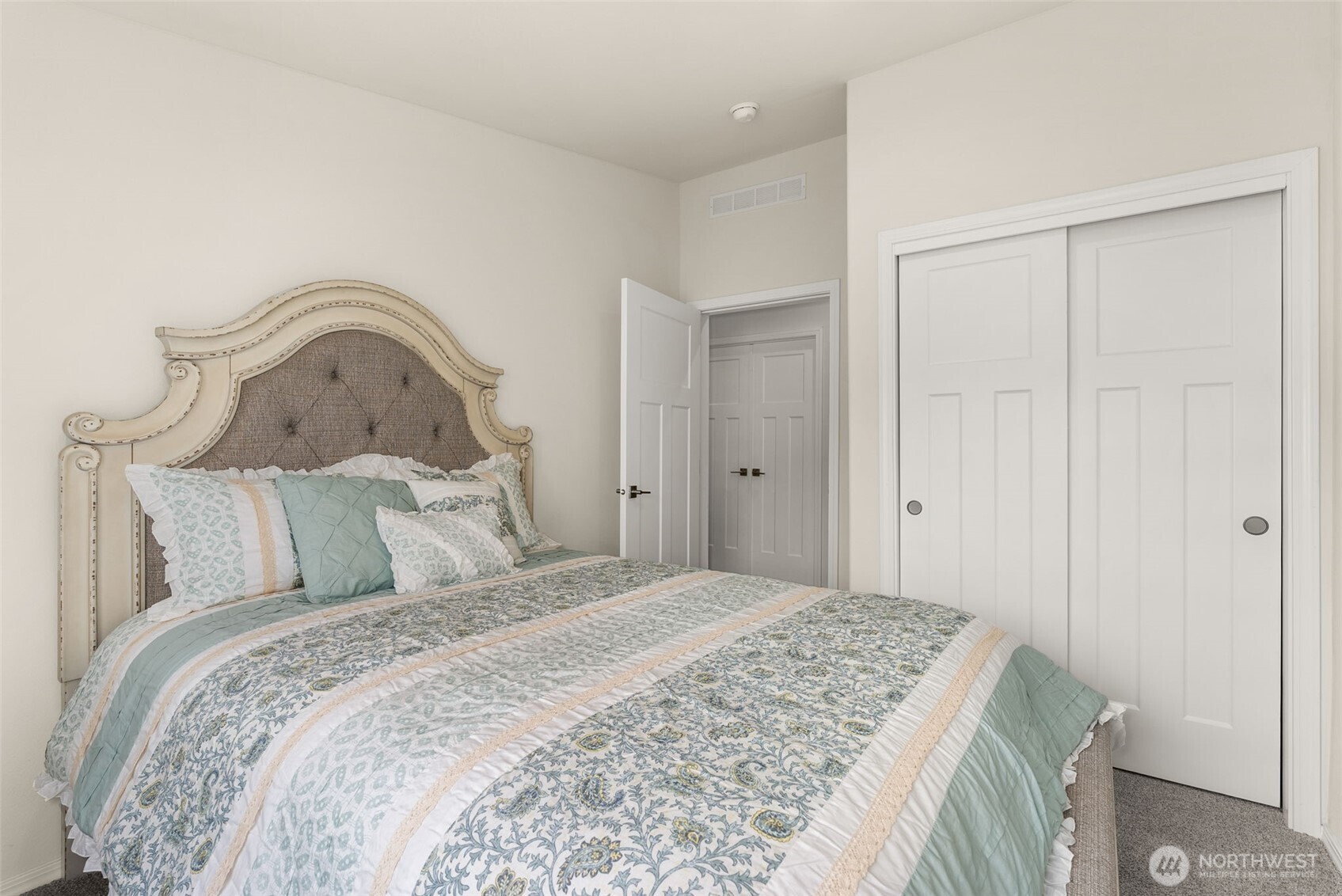 130 Pacific Boulevard Property Photo 20
